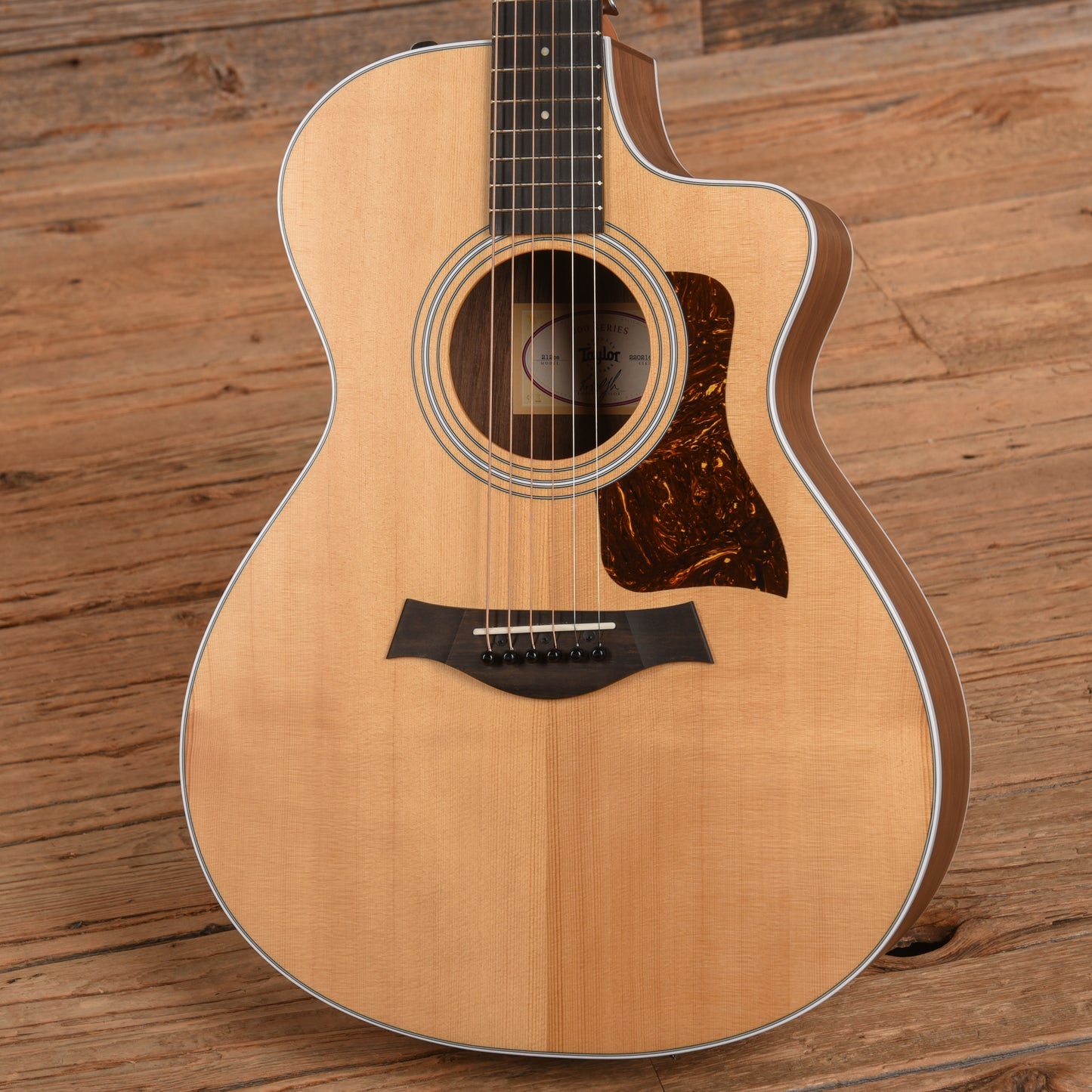 Taylor 212ce Walnut Natural 2024 Acoustic Guitars / Concert