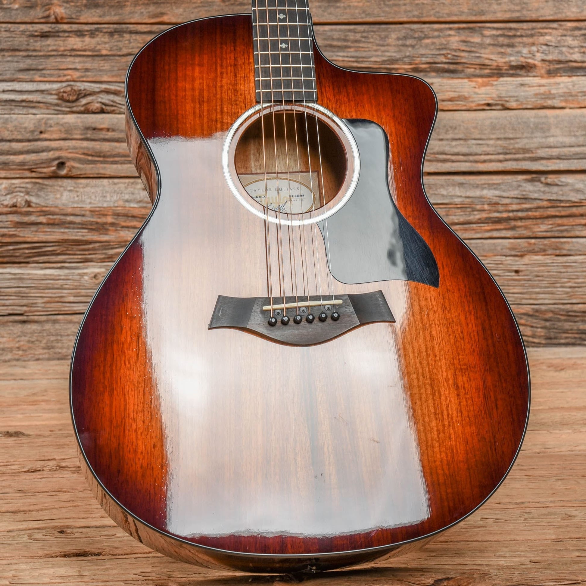 Taylor 224ce-K DLX Sunburst 2020 Acoustic Guitars / Concert