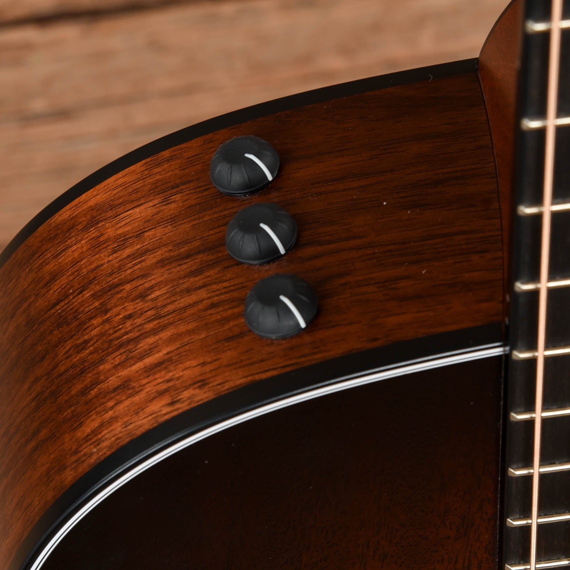 Taylor 322ce 12-Fret w/ V-Class Bracing Shaded Edgeburst 2021 Acoustic Guitars / Concert