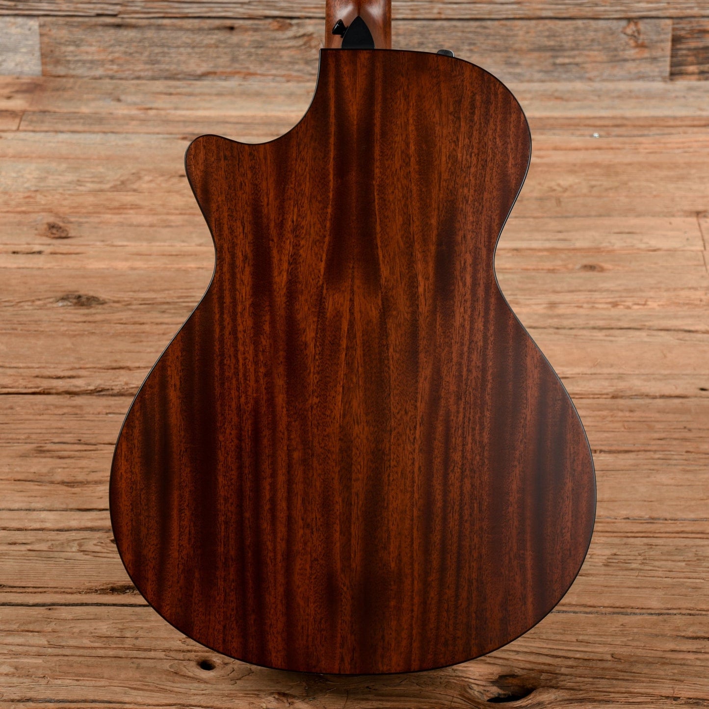 Taylor 322ce Shaded Edgeburst 2022 Acoustic Guitars / Concert