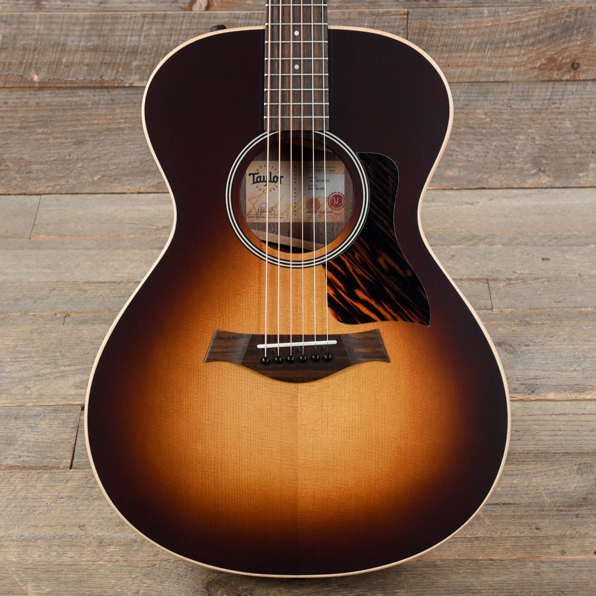 american tobacco music Taylor American Dream AD12e-SB Grand Concert Sitka/Walnut Tobacco Sunburst w/Aerocase american tobacco music Taylor American Dream AD12e-SB Grand Concert Sitka/Walnut Tobacco Sunburst w/Aerocase