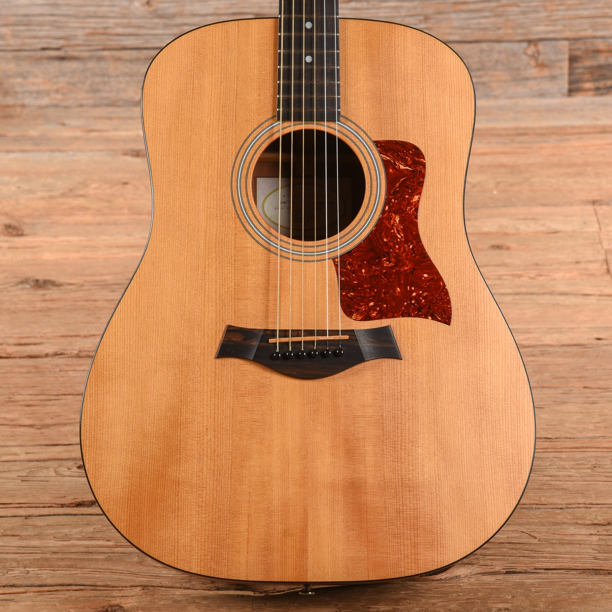 Taylor 210 Natural 2004 Acoustic Guitars / Dreadnought