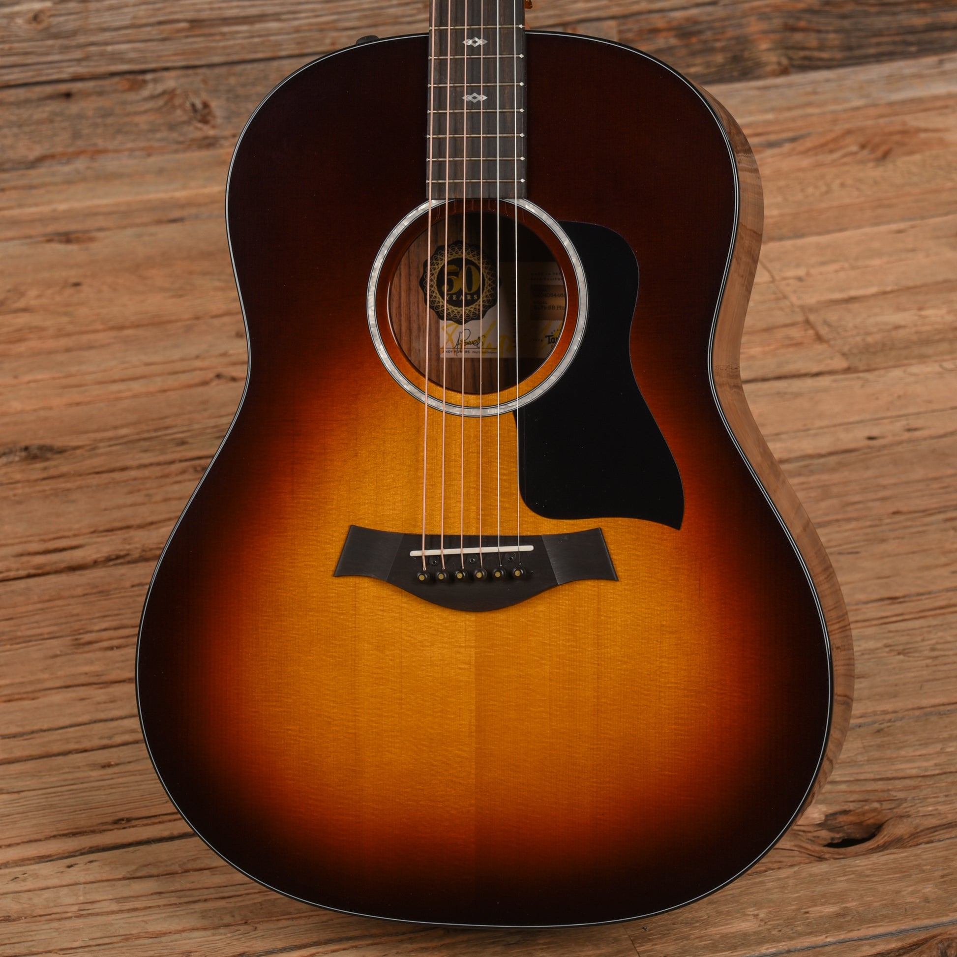 Taylor 217e-SB Plus Limited Sunburst 2024 Acoustic Guitars / Dreadnought