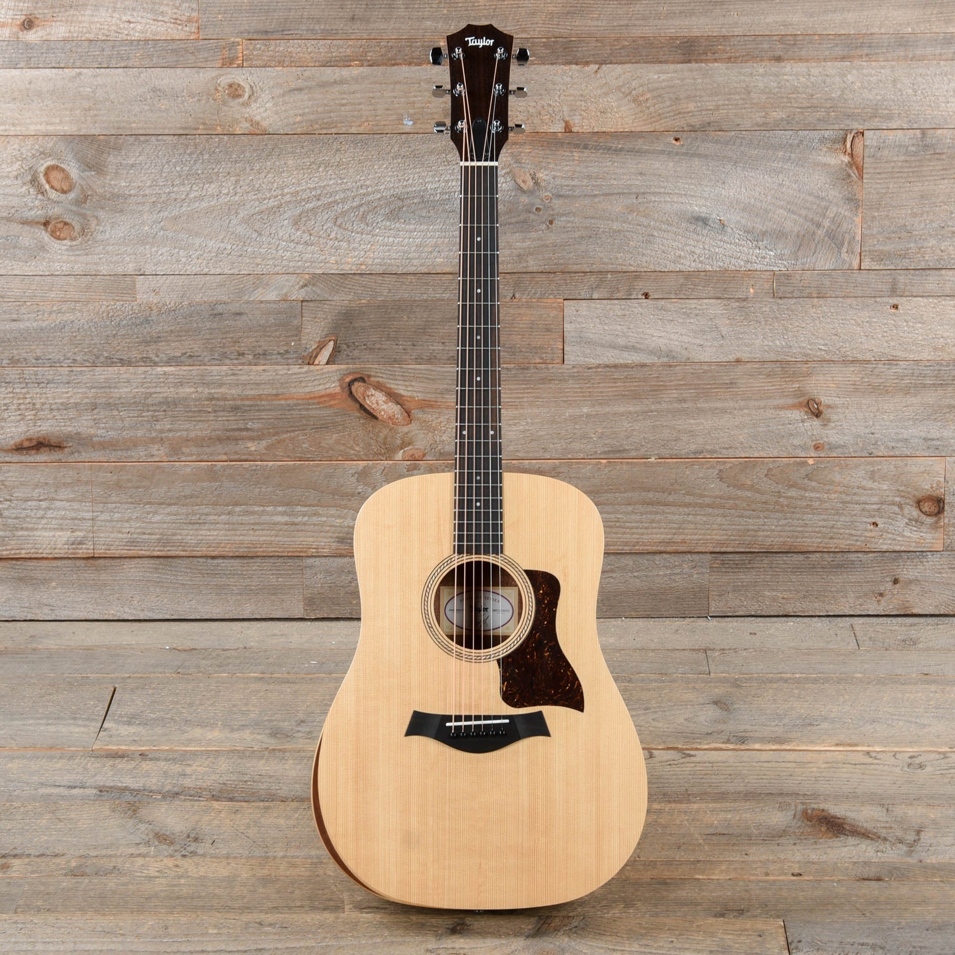 Taylor Academy 10 Dreadnought Sitka/Walnut Natural Acoustic Guitars / Dreadnought