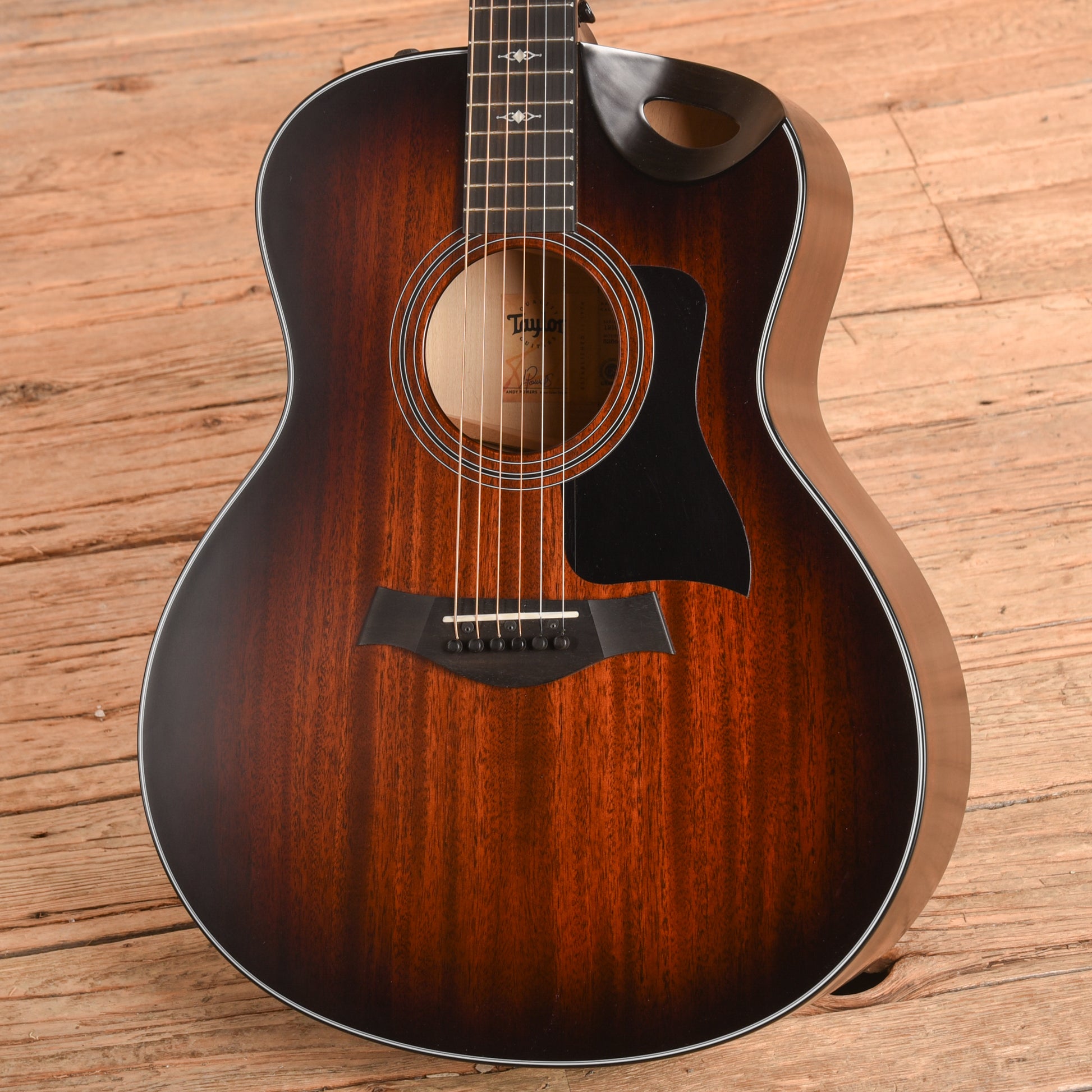 Taylor 326ce Sunburst 2020 Acoustic Guitars / Jumbo