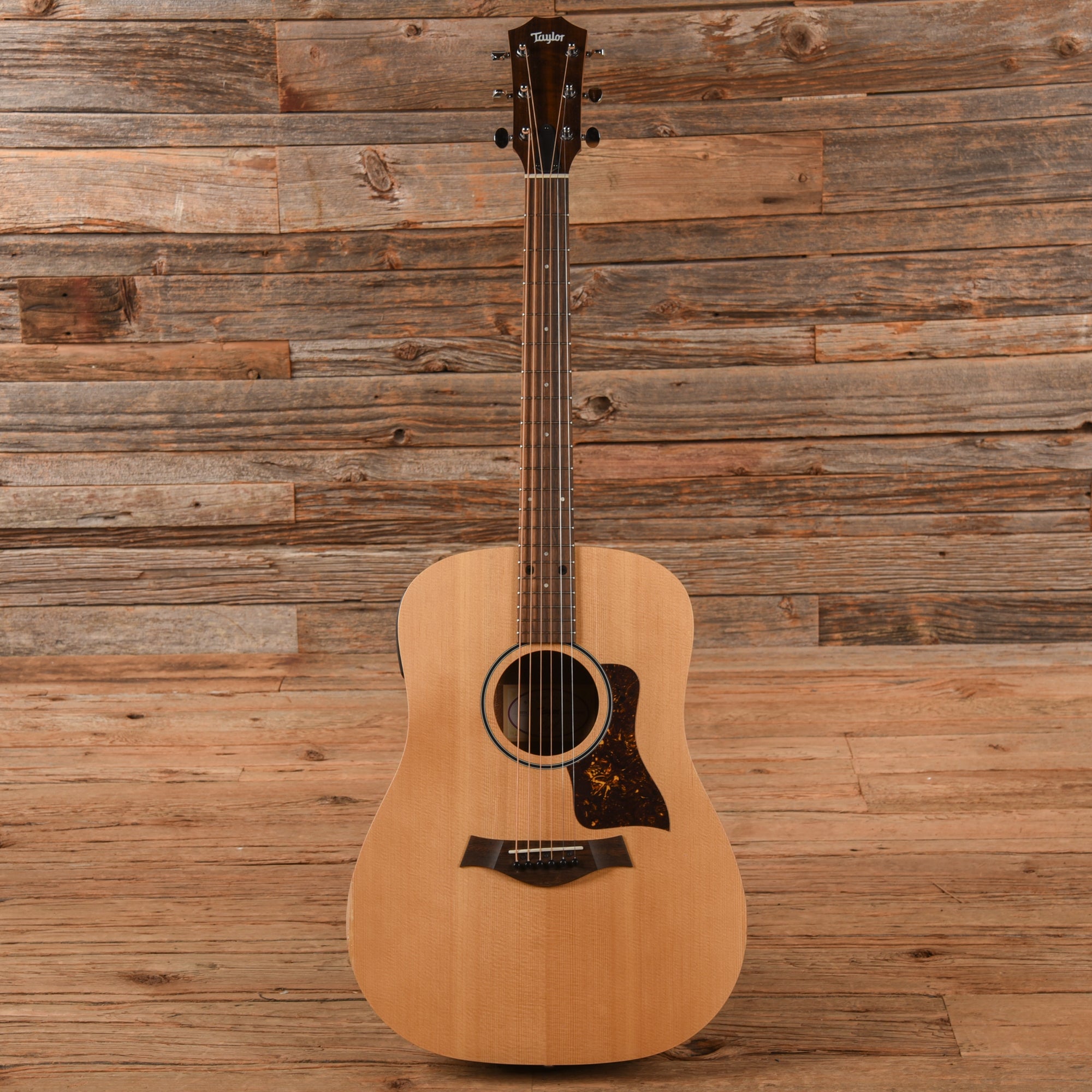 Taylor BBTe Big Baby Taylor Sitka/Walnut Natural ES-B Acoustic Guitars / Mini/Travel