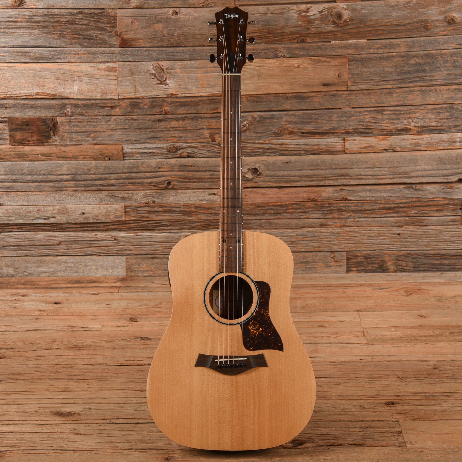 Taylor BBTe Big Baby Taylor Sitka/Walnut Natural ES-B Acoustic Guitars / Mini/Travel