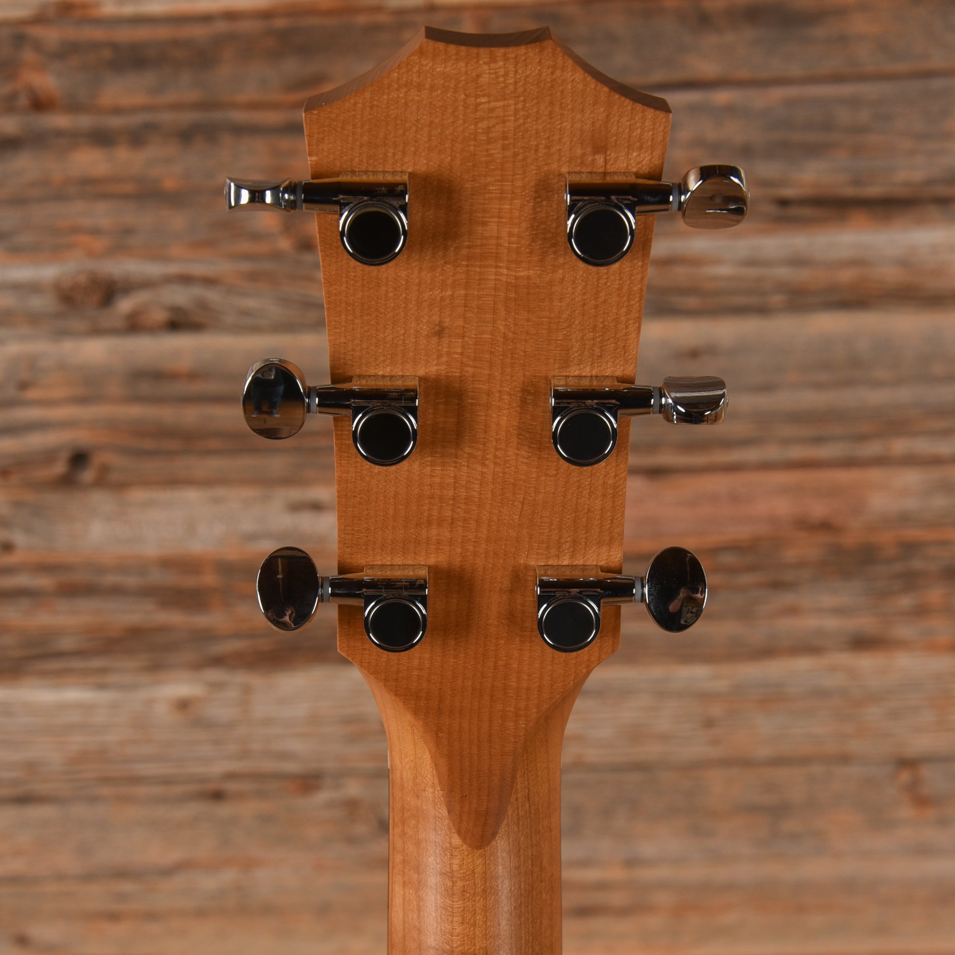 Taylor BBTe Big Baby Taylor Sitka/Walnut Natural ES-B Acoustic Guitars / Mini/Travel
