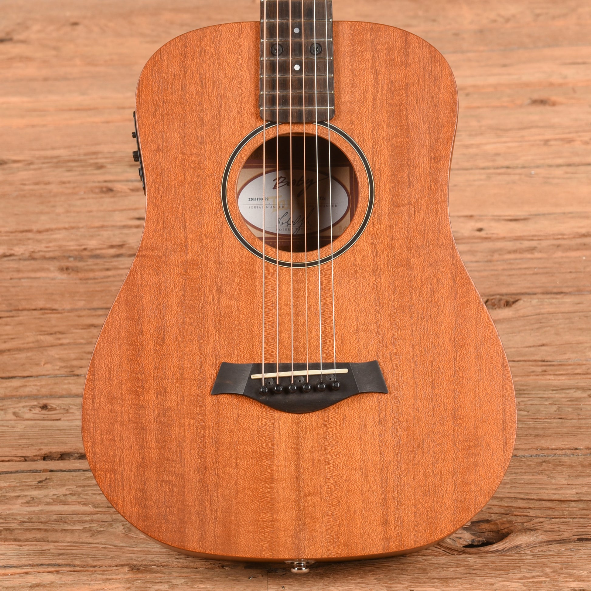 Taylor BT2-e Baby Taylor Natural Acoustic Guitars / Mini/Travel