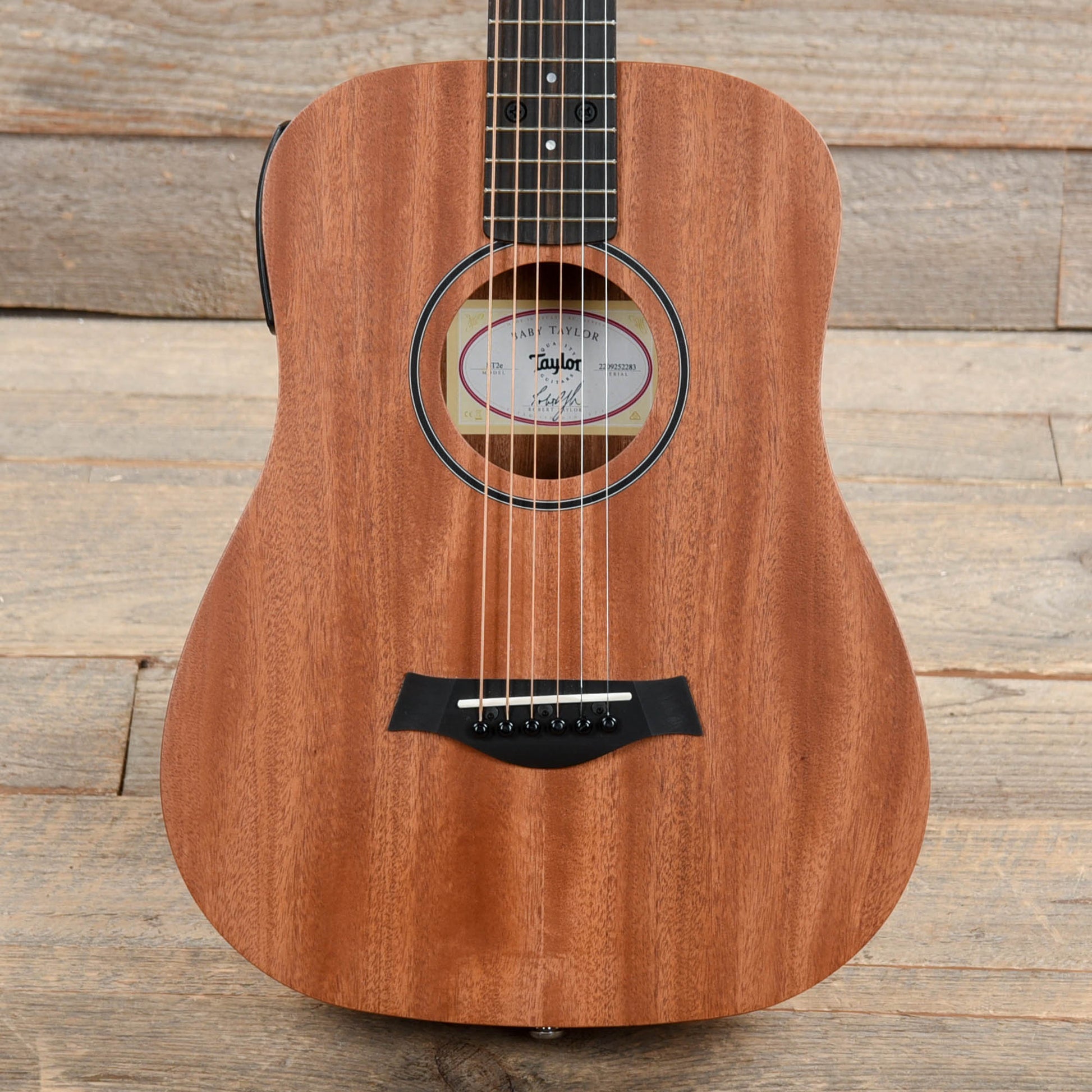Taylor BT2e Natural w/ES-B & Gig Bag Acoustic Guitars / Mini/Travel