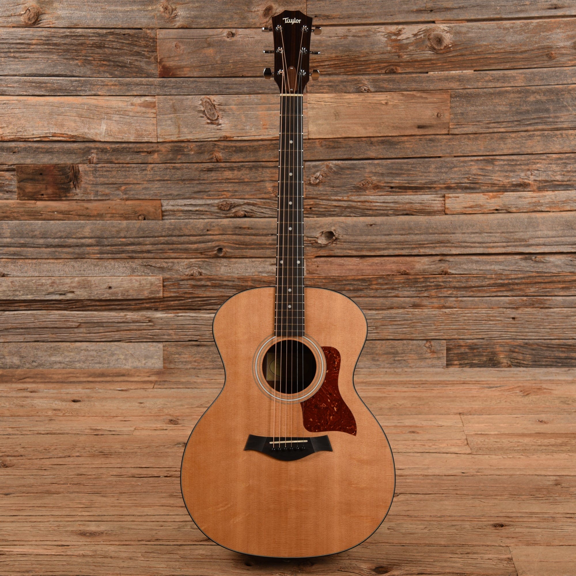 Taylor 114 Natural 2010 Acoustic Guitars / OM and Auditorium