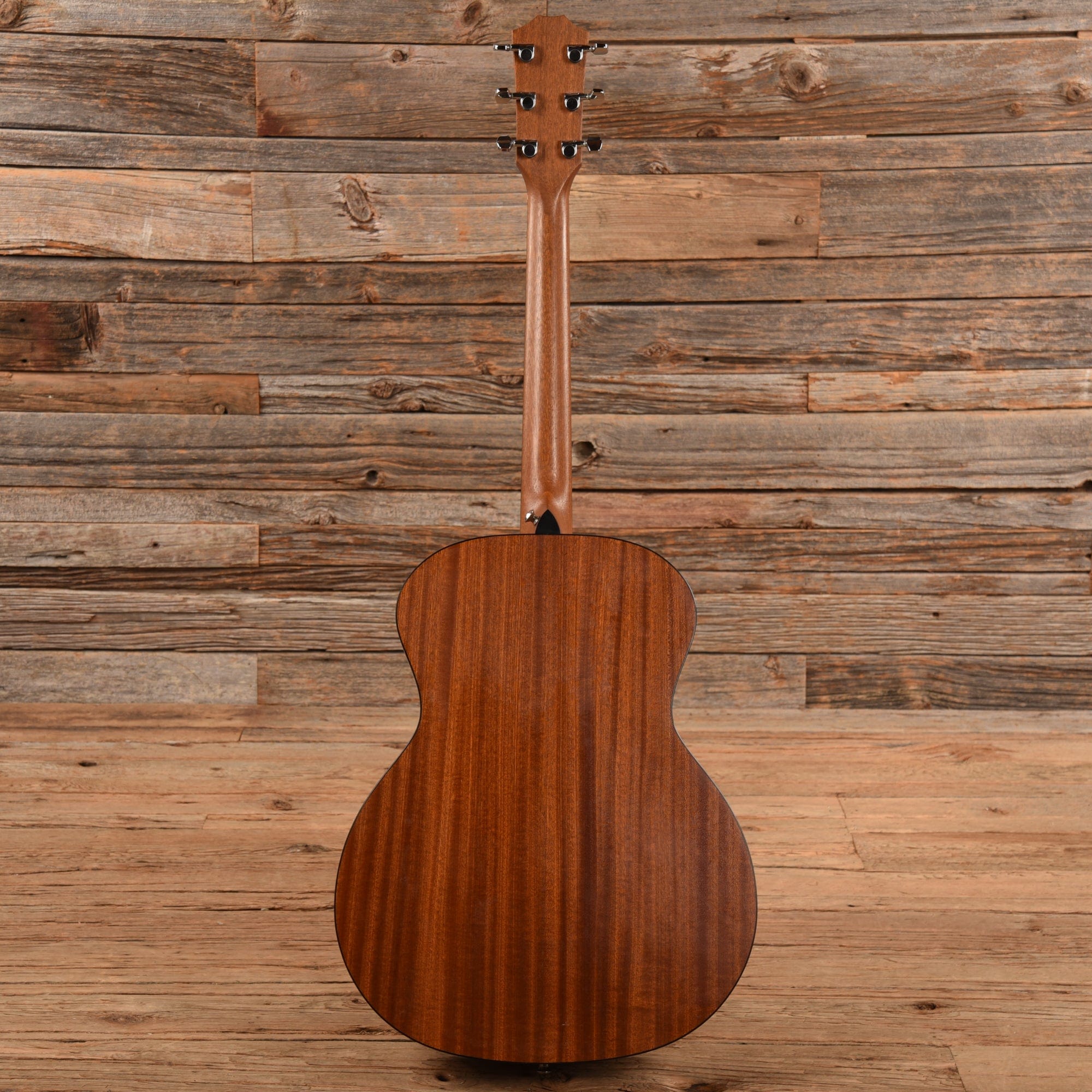 Taylor 114 Natural 2010 Acoustic Guitars / OM and Auditorium