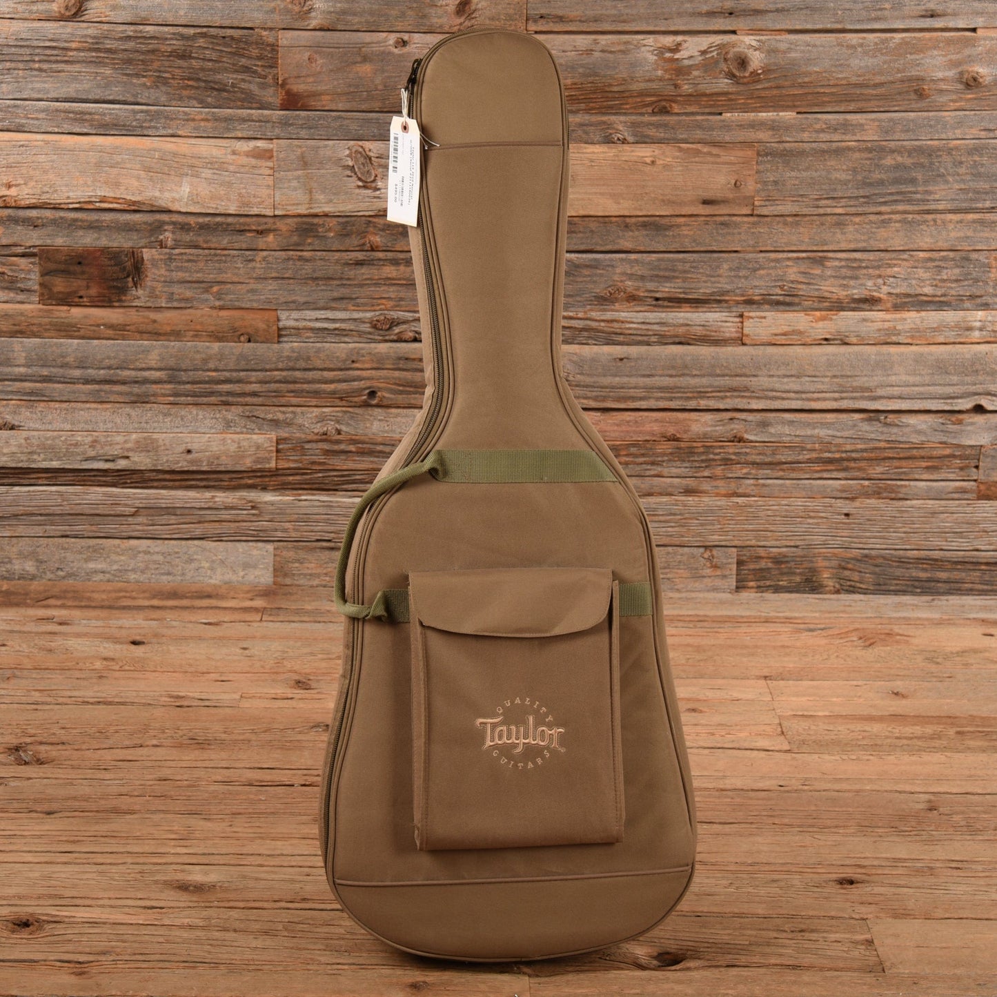 Taylor 114 Natural 2010 Acoustic Guitars / OM and Auditorium