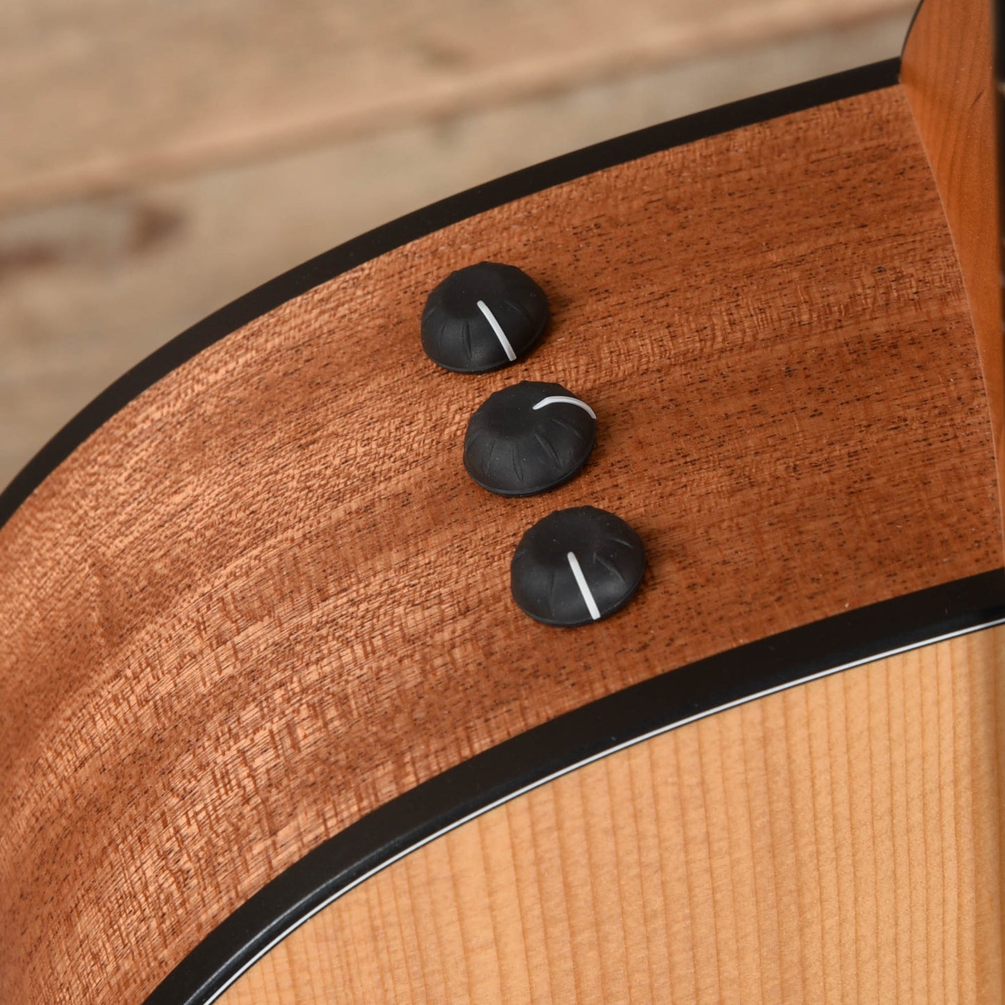 Taylor 114ce Grand Auditorium Spruce/Sapele Natural Acoustic Guitars / OM and Auditorium