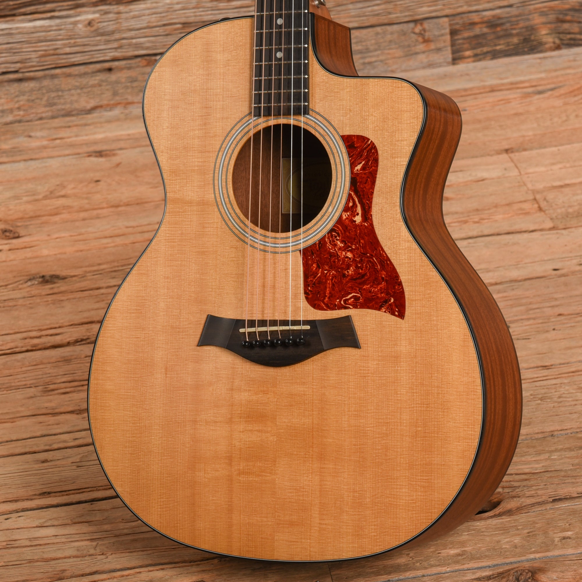 Taylor 114ce Natural 2011 Acoustic Guitars / OM and Auditorium