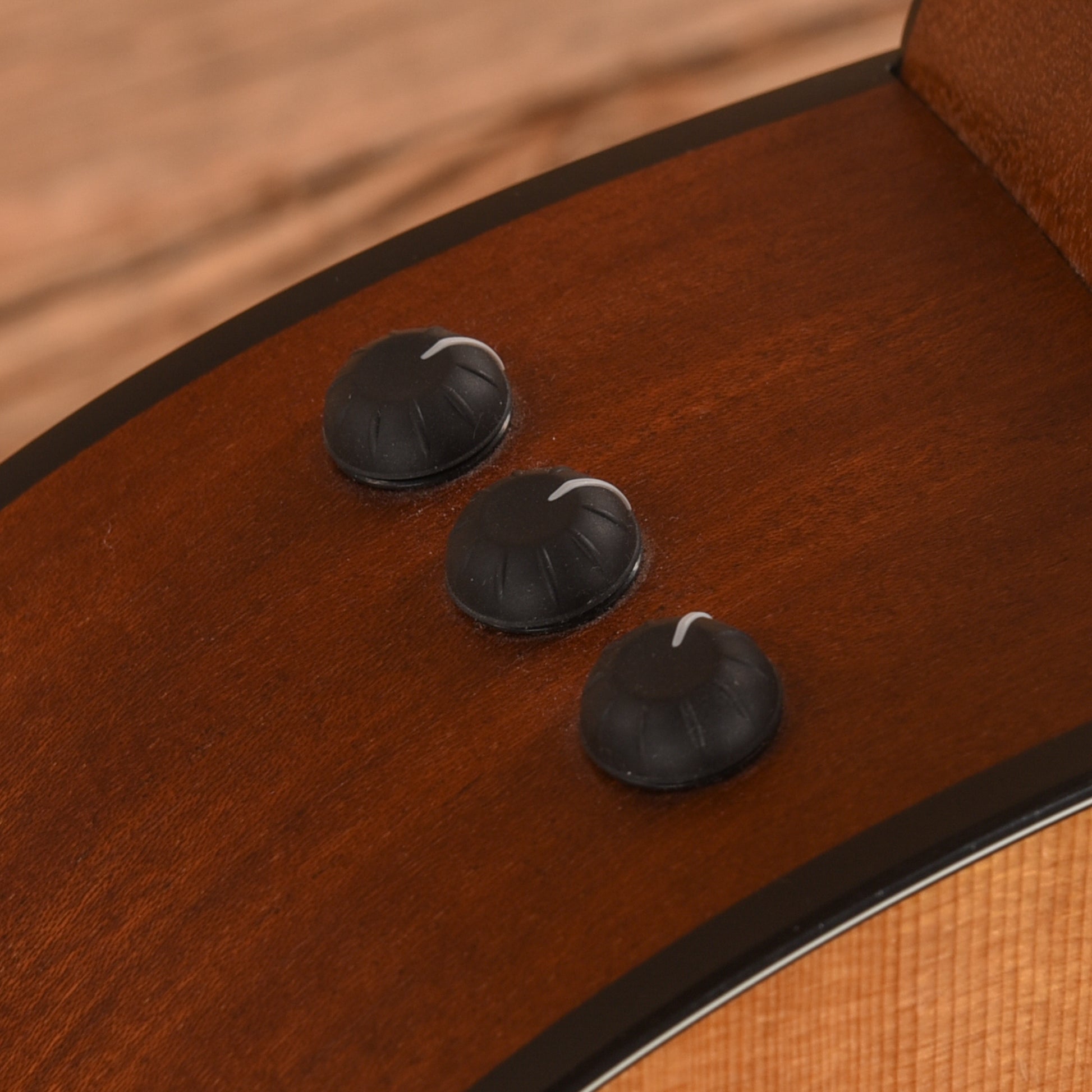 Taylor 114ce Natural 2011 Acoustic Guitars / OM and Auditorium