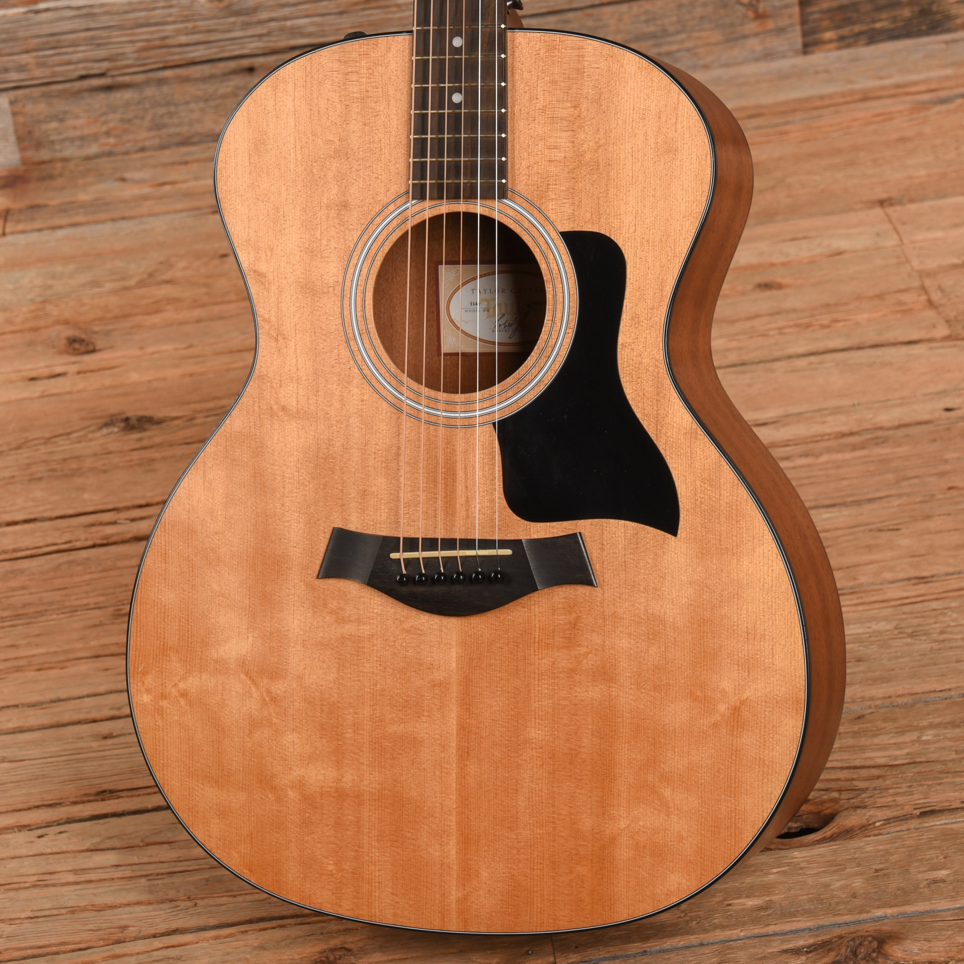 Taylor 114e Natural 2015 Acoustic Guitars / OM and Auditorium