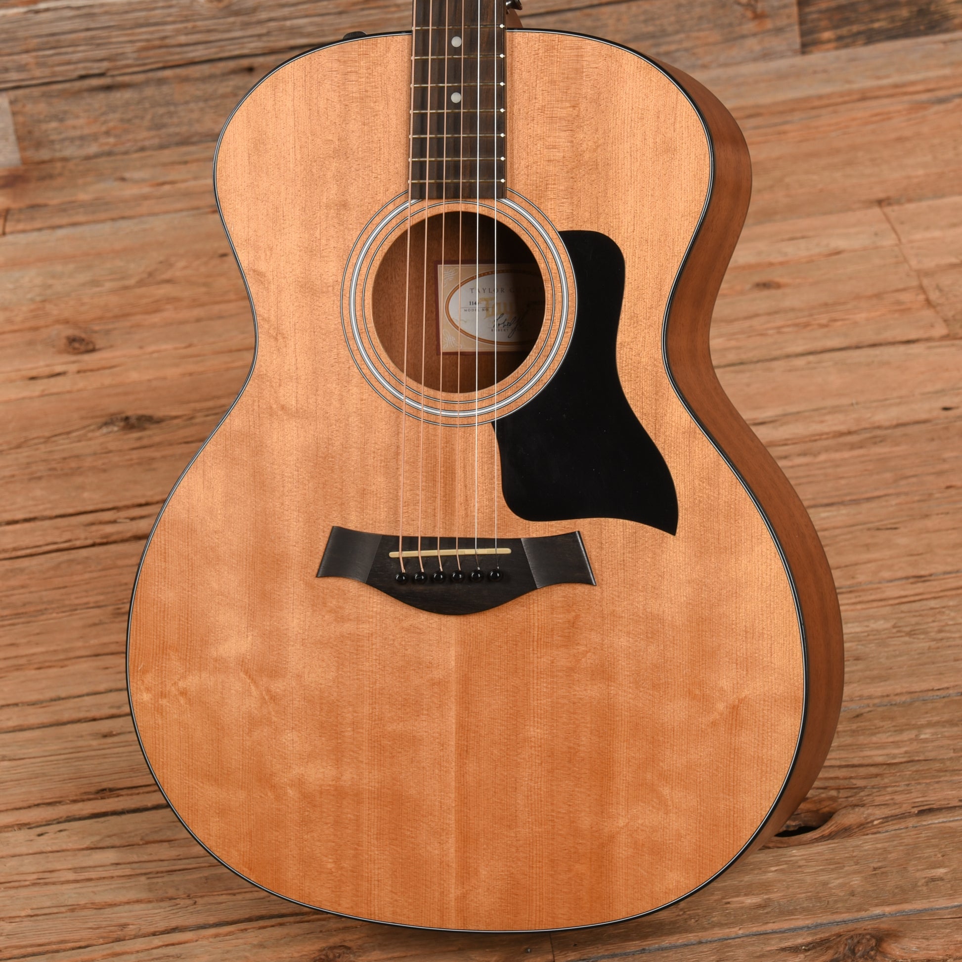 Taylor 114e Natural 2015 Acoustic Guitars / OM and Auditorium