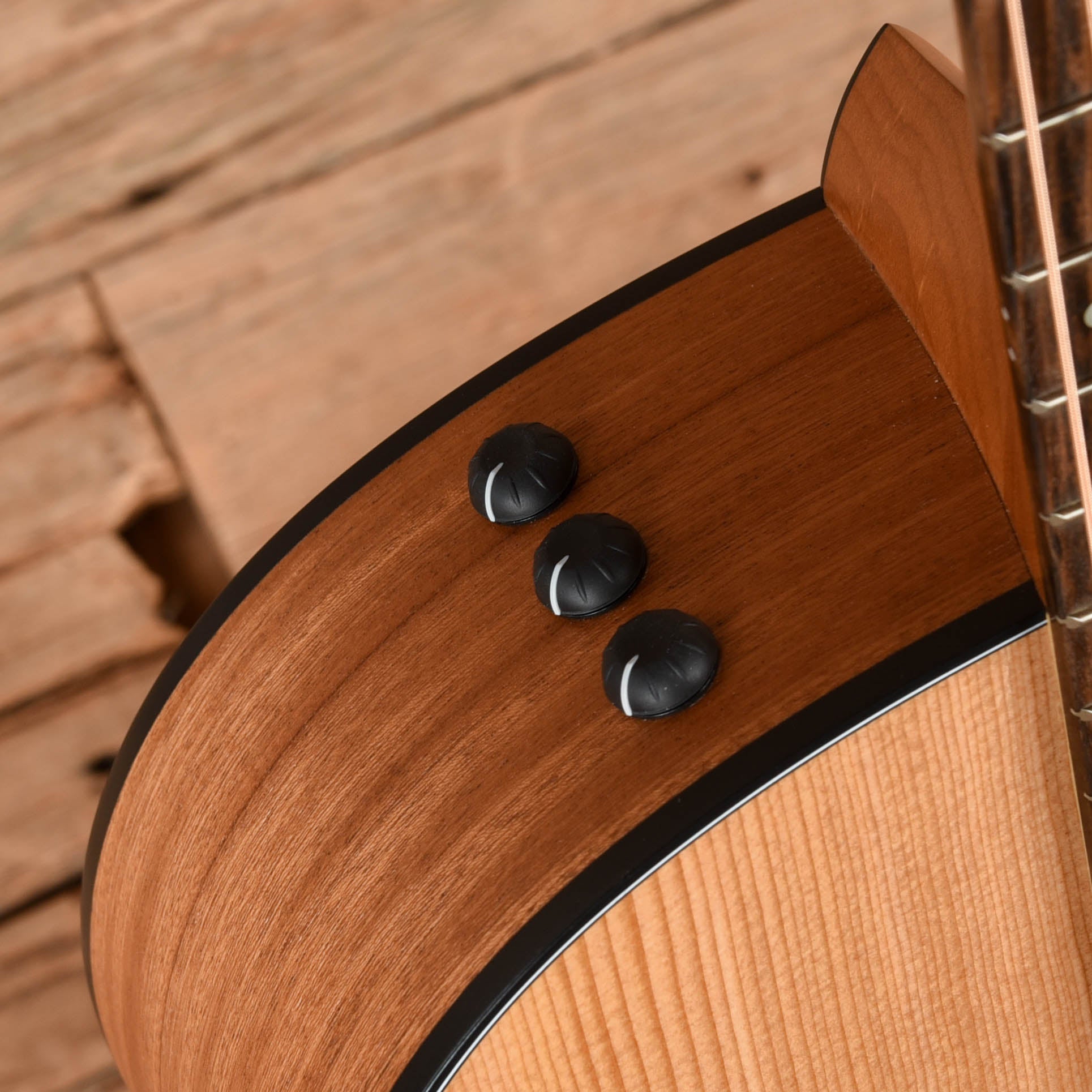 Taylor 117e Grand Pacific Torrefied Sitka/Sapele Natural ES2 Acoustic Guitars / OM and Auditorium