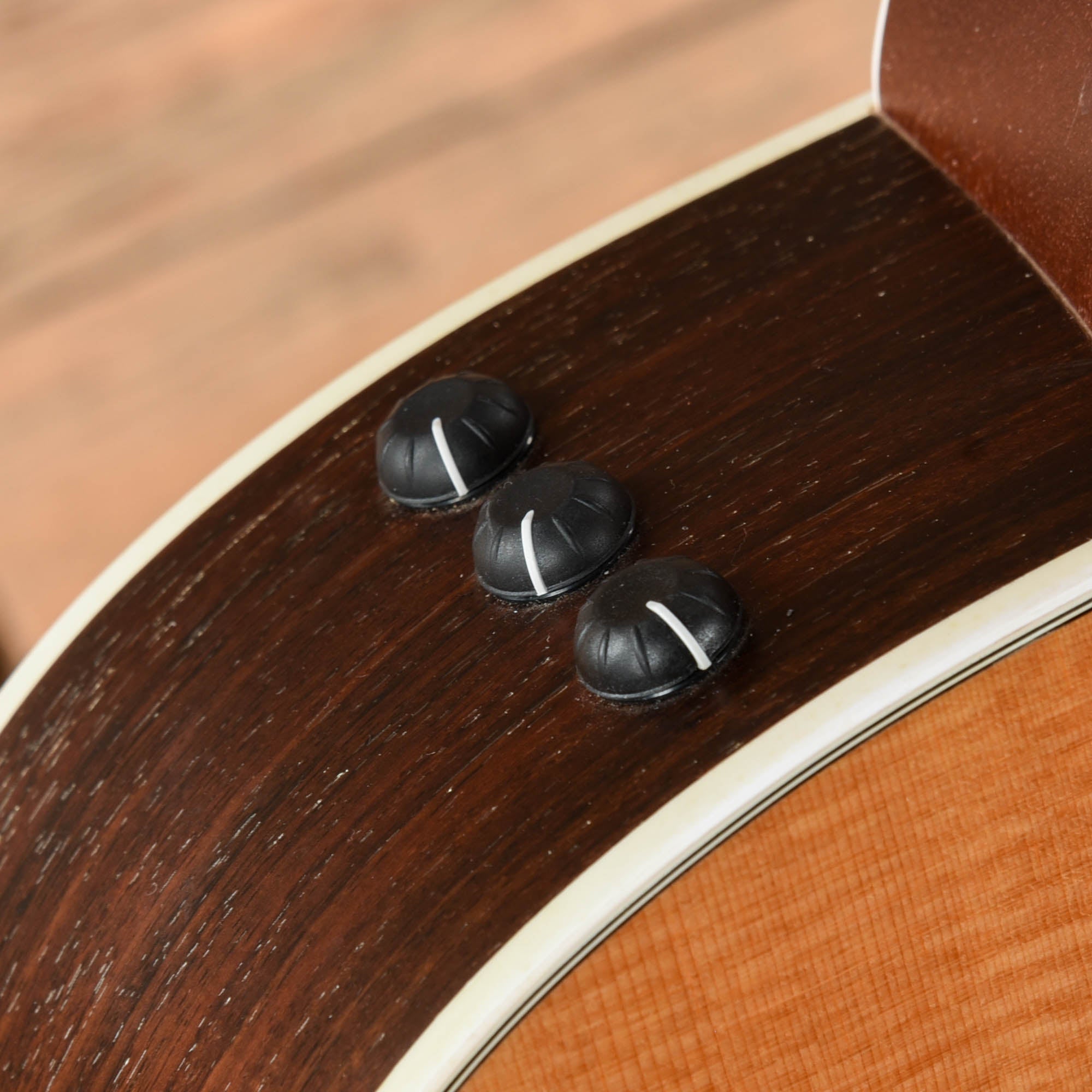 Taylor 214ce Natural 2012 Acoustic Guitars / OM and Auditorium