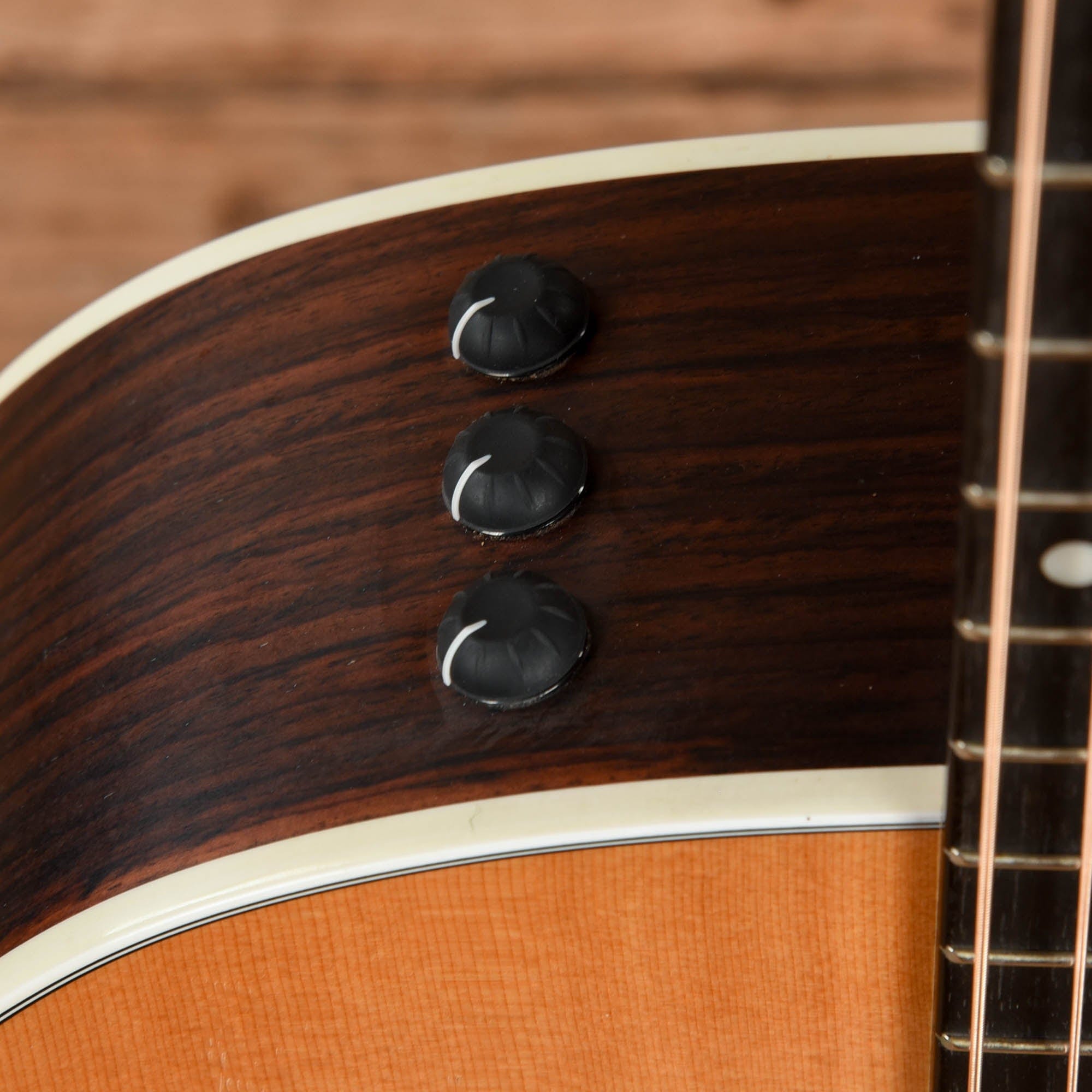 Taylor 214ce Natural 2015 Acoustic Guitars / OM and Auditorium