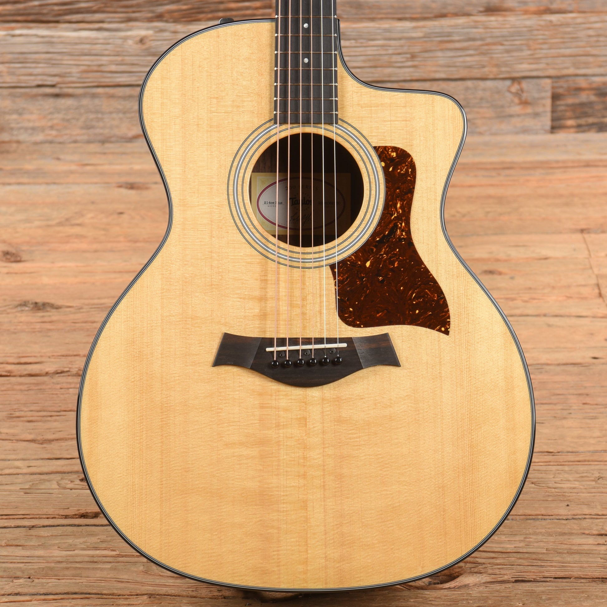 Taylor 214ce Plus Natural 2022 Acoustic Guitars / OM and Auditorium