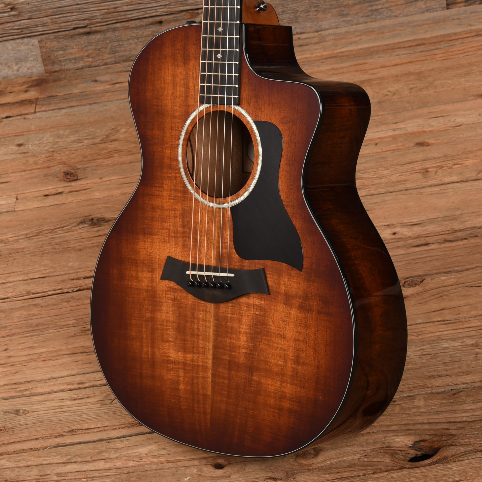 Taylor 224ce-K DLX Shaded Edge Burst 2018 Acoustic Guitars / OM and Auditorium