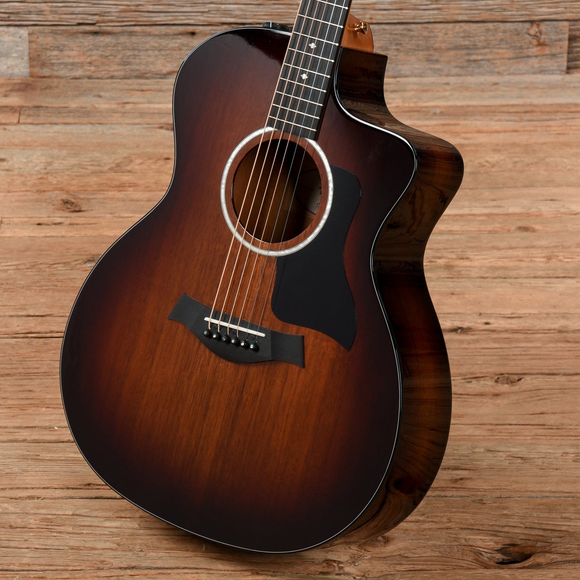 Taylor 224ce-K DLX Shaded Edgeburst 2022 Acoustic Guitars / OM and Auditorium
