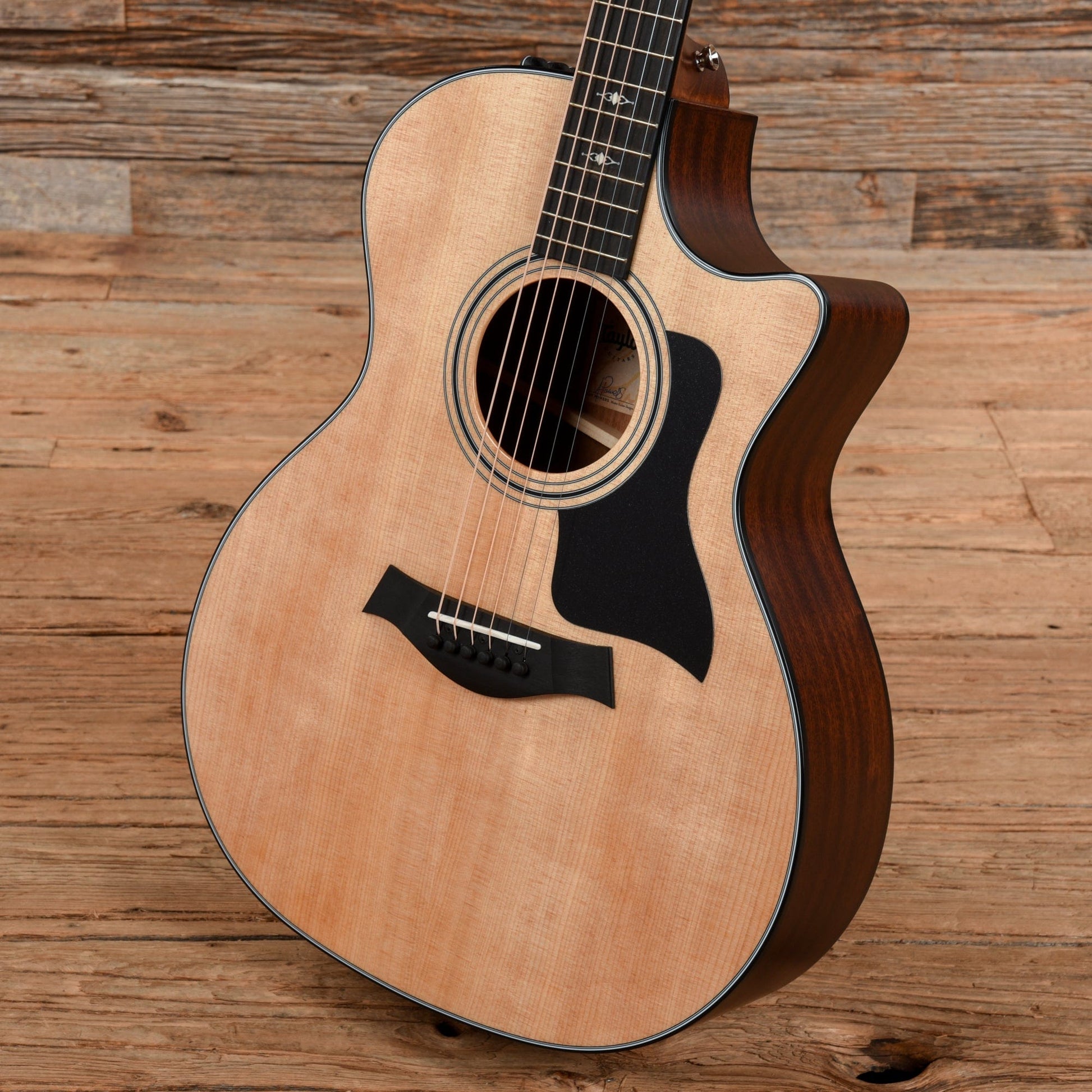 Taylor 314ce Grand Auditorium Sitka/Sapele ES2 w/V-Class Bracing Acoustic Guitars / OM and Auditorium