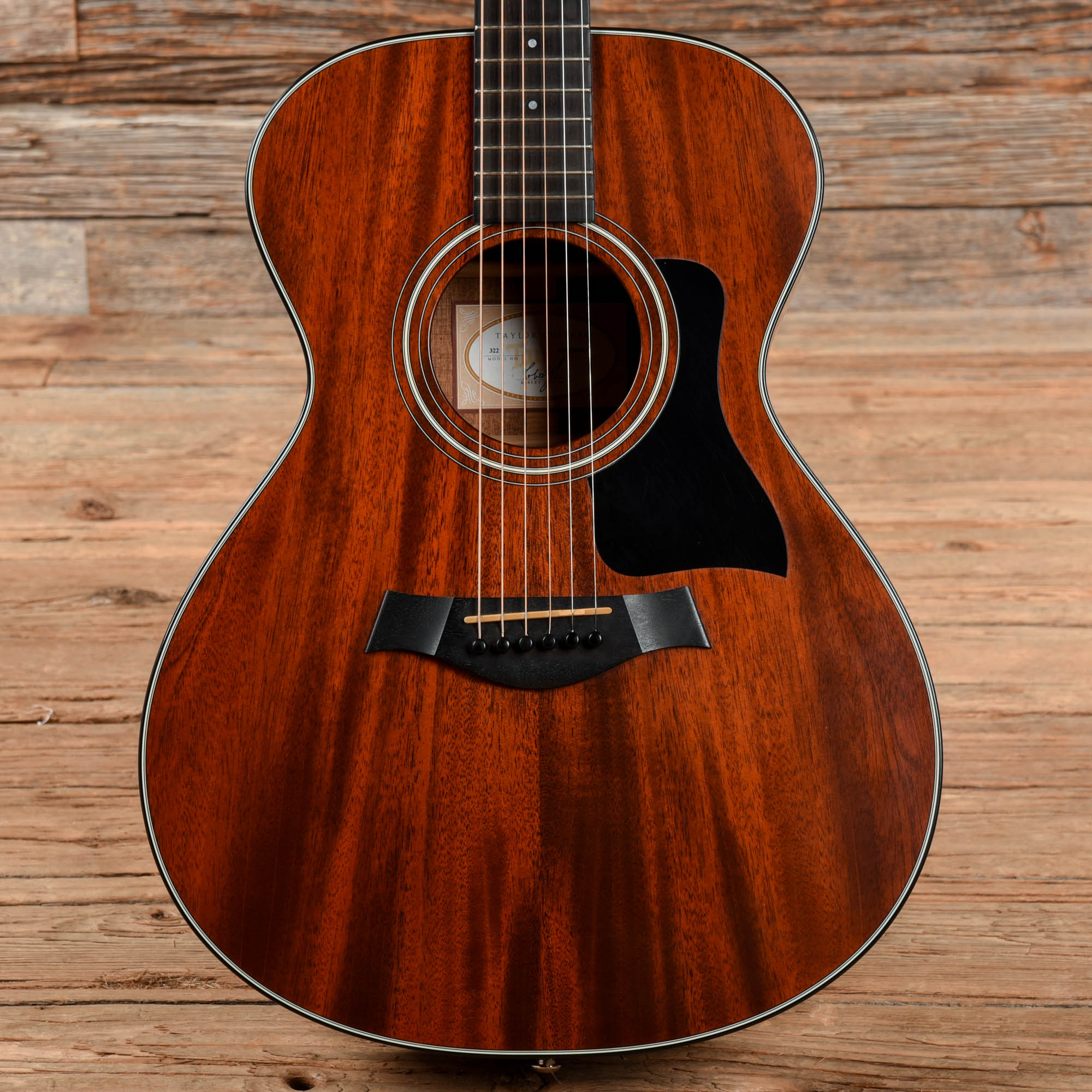 Taylor 322 Natural 2013 Acoustic Guitars / OM and Auditorium