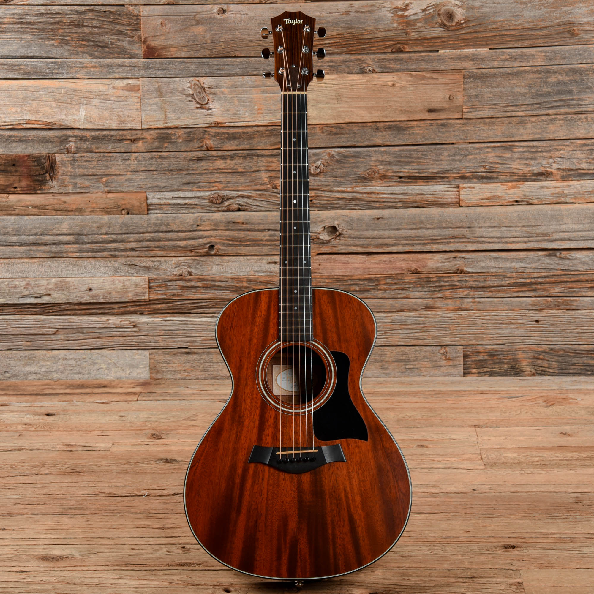 Taylor 322 Natural 2013 Acoustic Guitars / OM and Auditorium