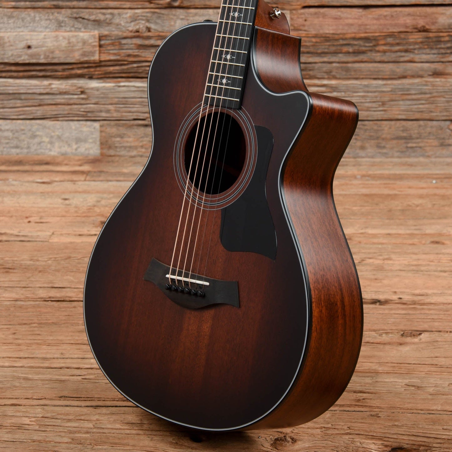 Taylor 322ce 12-Fret with V-Class Bracing Sunburst 2022 Acoustic Guitars / OM and Auditorium