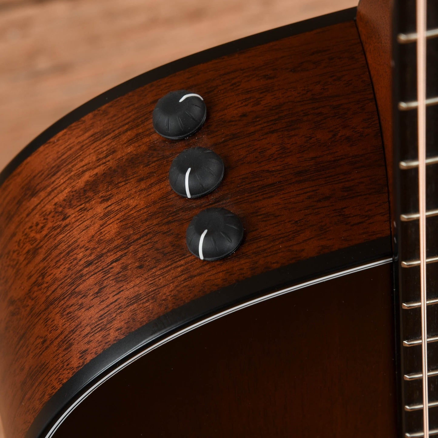 Taylor 322ce 12-Fret with V-Class Bracing Sunburst 2022 Acoustic Guitars / OM and Auditorium