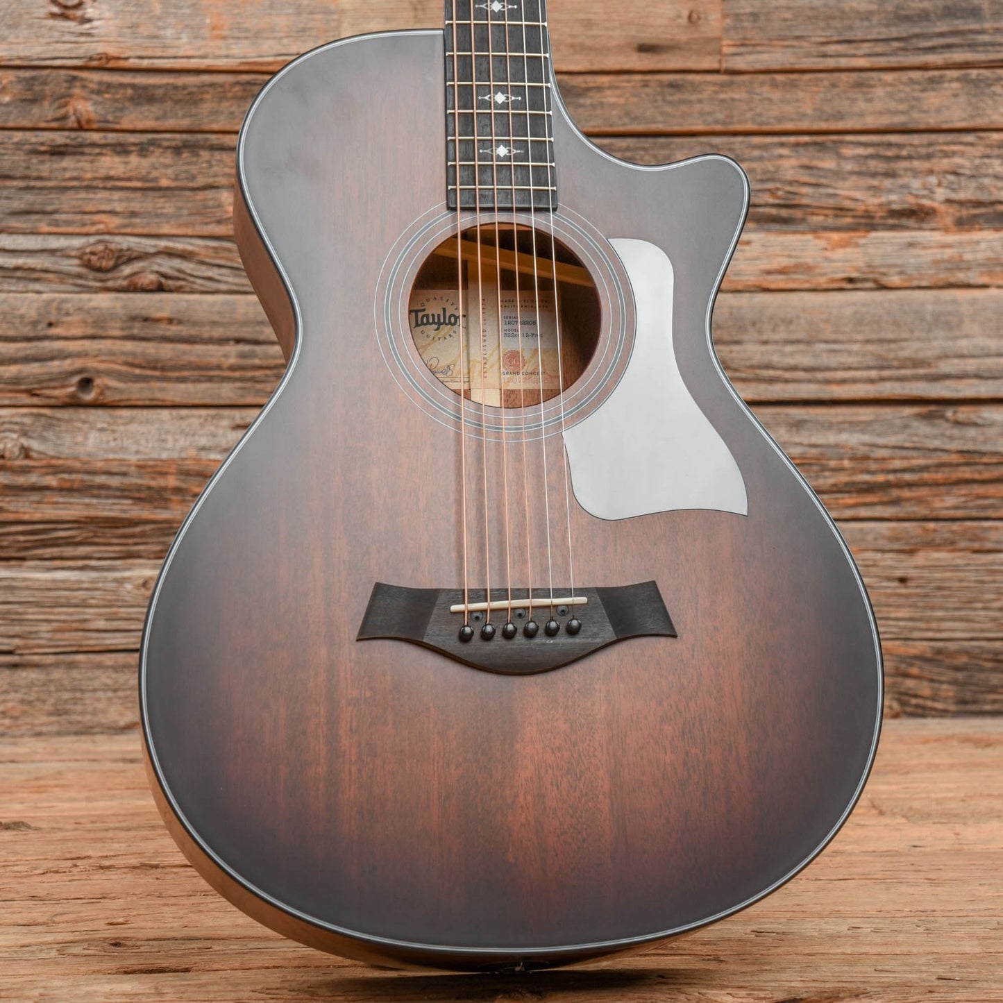Taylor 322ce 12-Fret with V-Class Bracing Sunburst 2022 Acoustic Guitars / OM and Auditorium