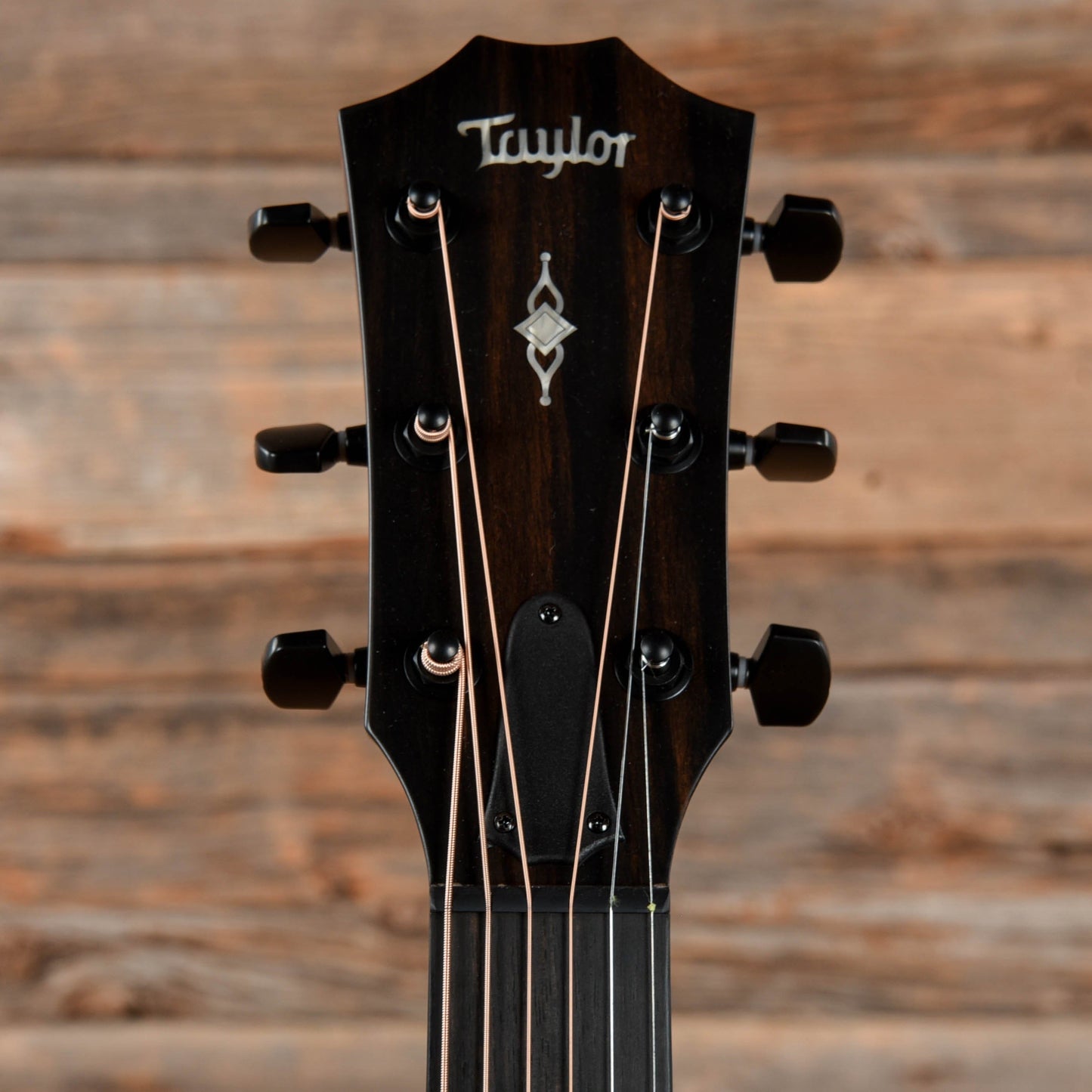 Taylor 324 Grand Auditorium Mahogany Shaded Edgeburst Acoustic Guitars / OM and Auditorium