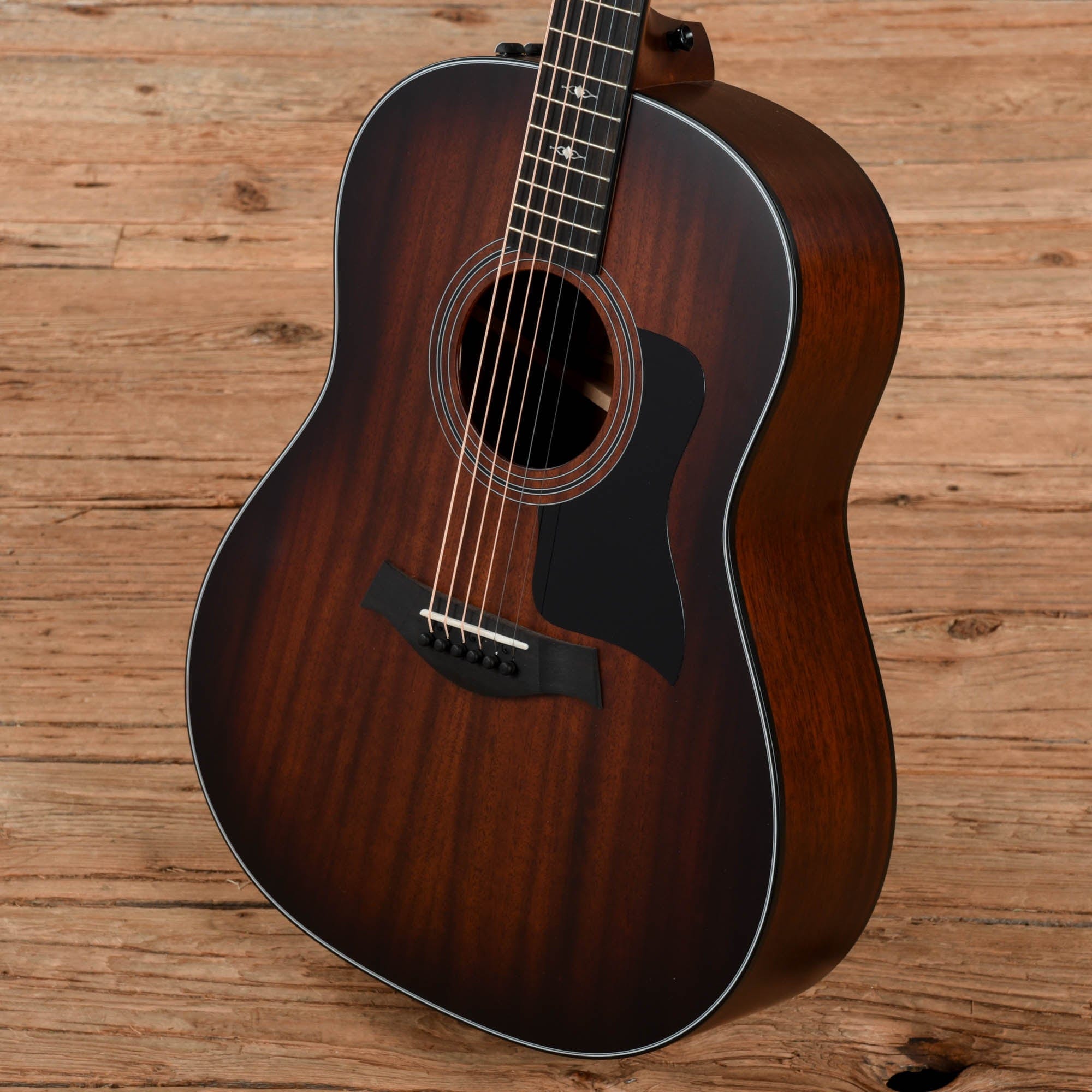 Taylor 327e Grand Pacific Mahogany Shaded Edgeburst ES2 Acoustic Guitars / OM and Auditorium