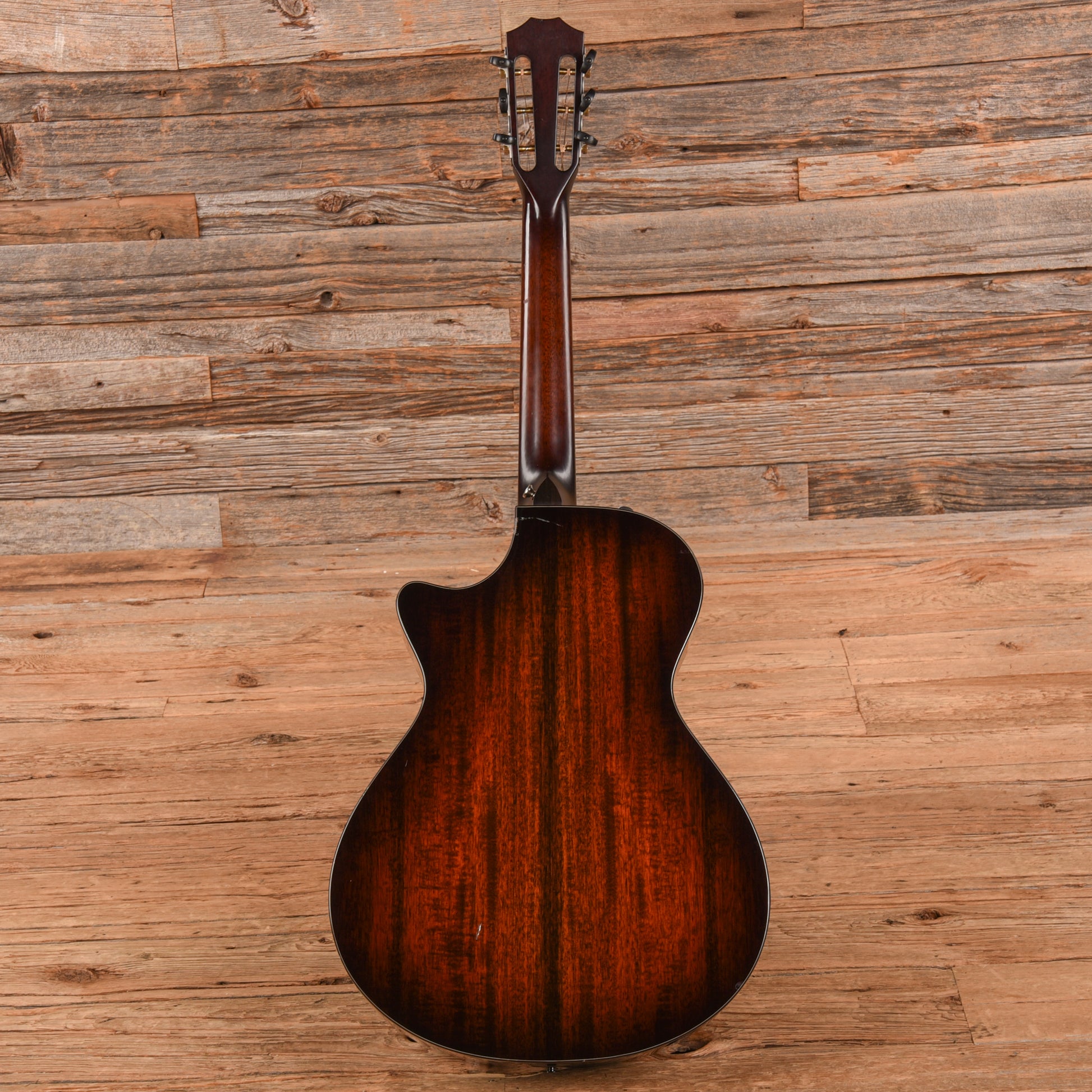Taylor 522ce 12-Fret w/ V-Class Bracin Shaded Edgeburst 2019 Acoustic Guitars / OM and Auditorium