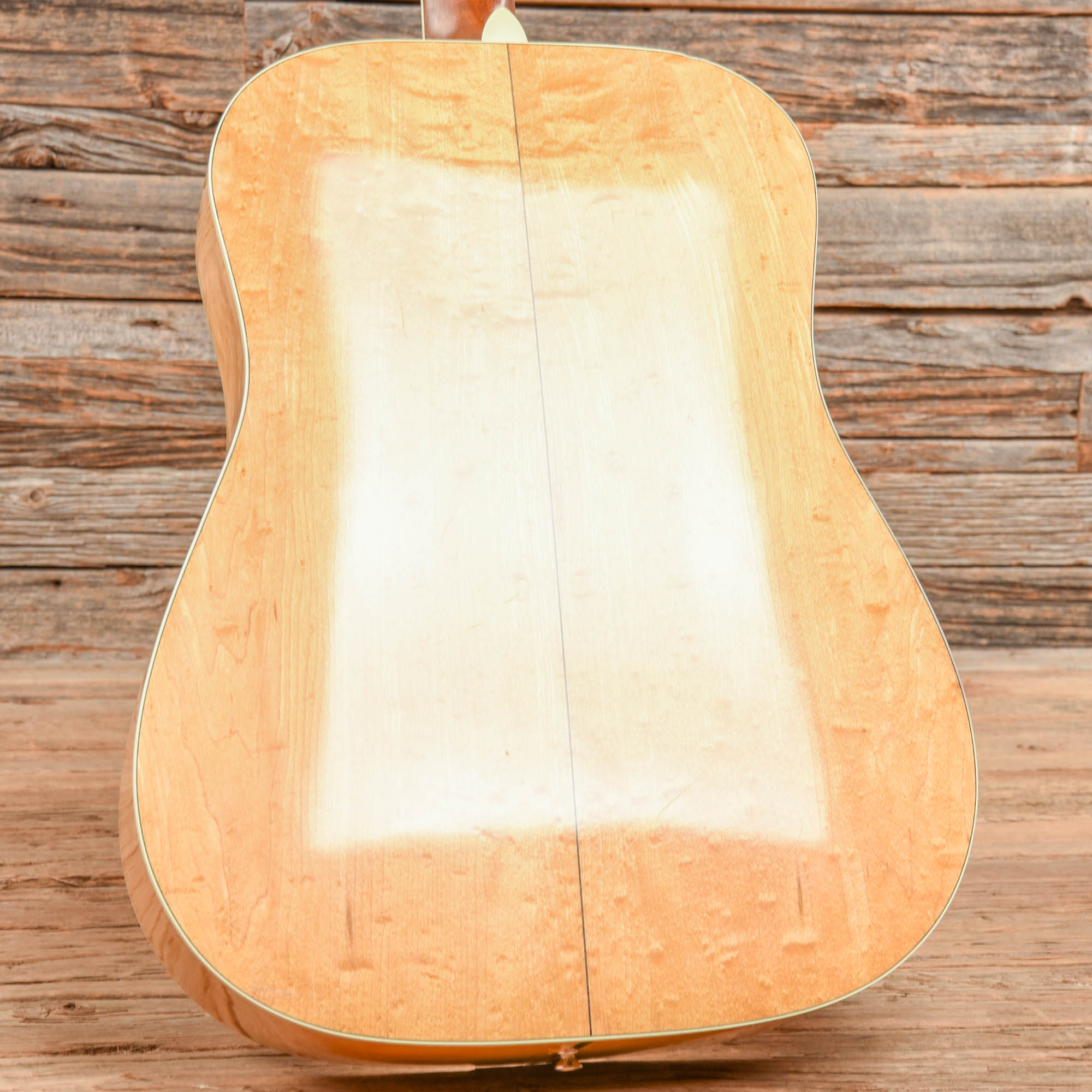 Taylor 610 Natural 1982 Acoustic Guitars / OM and Auditorium