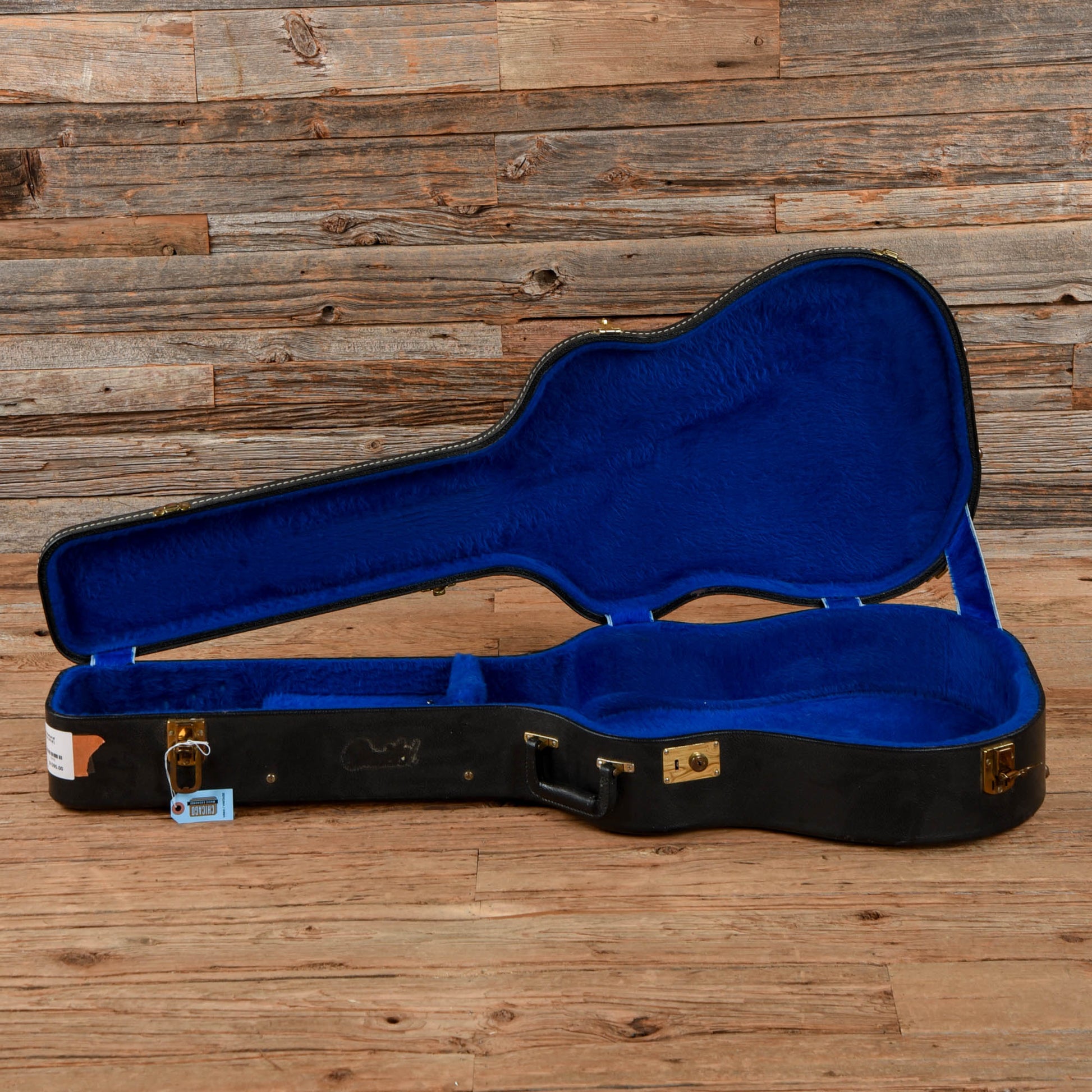 Taylor 610 Natural 1982 Acoustic Guitars / OM and Auditorium