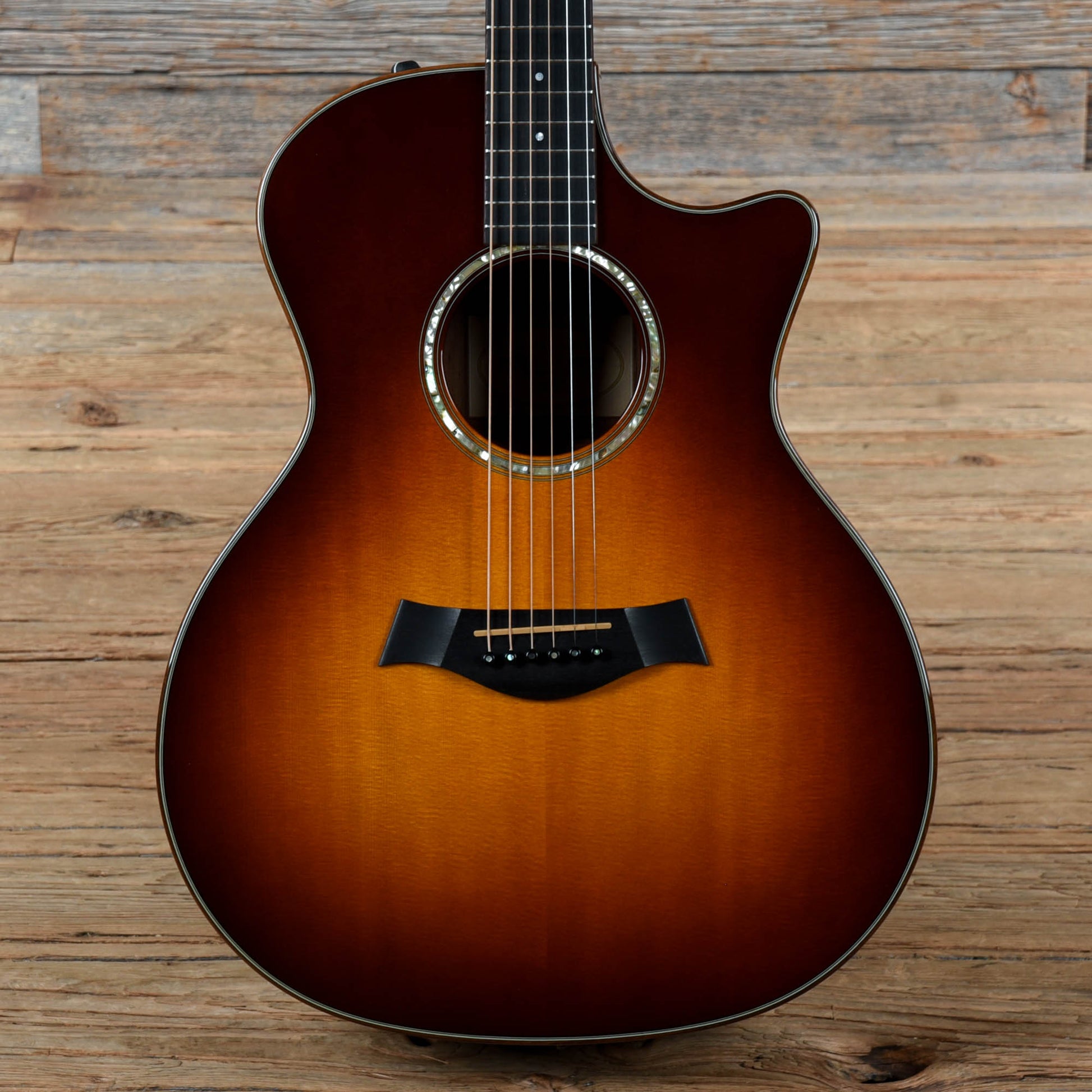 Taylor 714 CE-LTD Sunburst 2009 Acoustic Guitars / OM and Auditorium