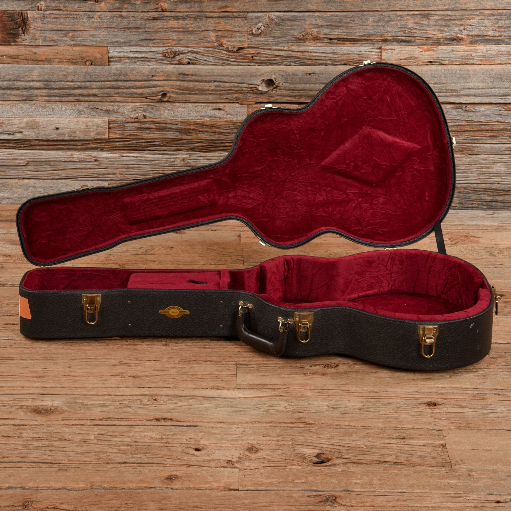 Taylor 714ce Natural 2009 – Chicago Music Exchange