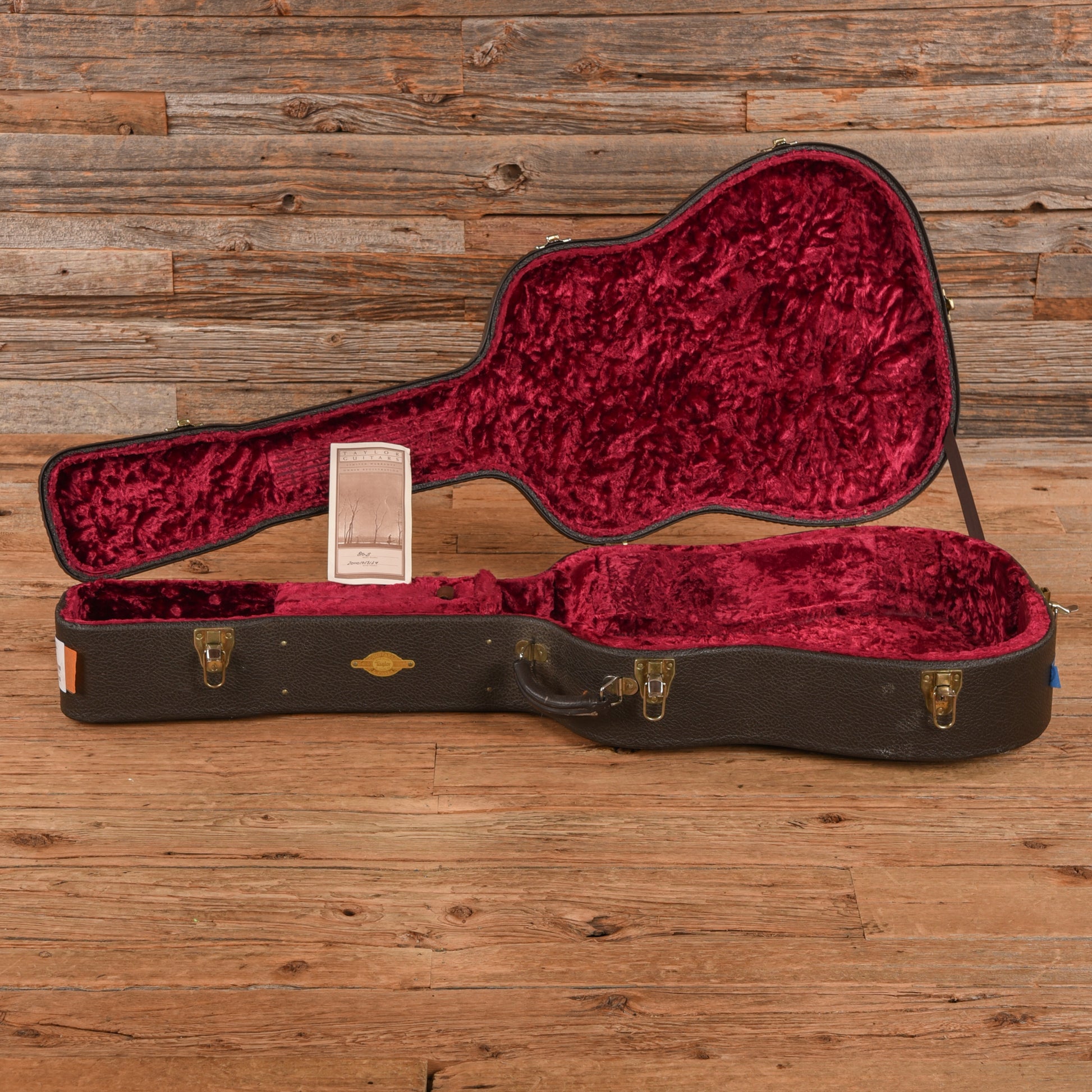 Taylor 810-B Natural 2000 Acoustic Guitars / OM and Auditorium