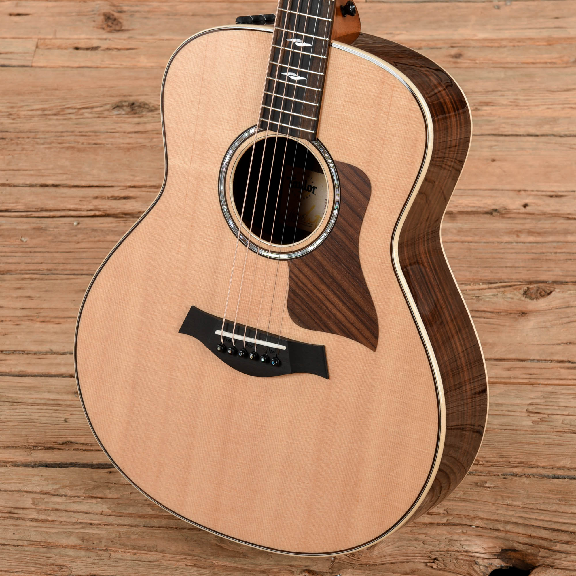 Taylor 811e Grand Theater Natural 2021 Acoustic Guitars / OM and Auditorium
