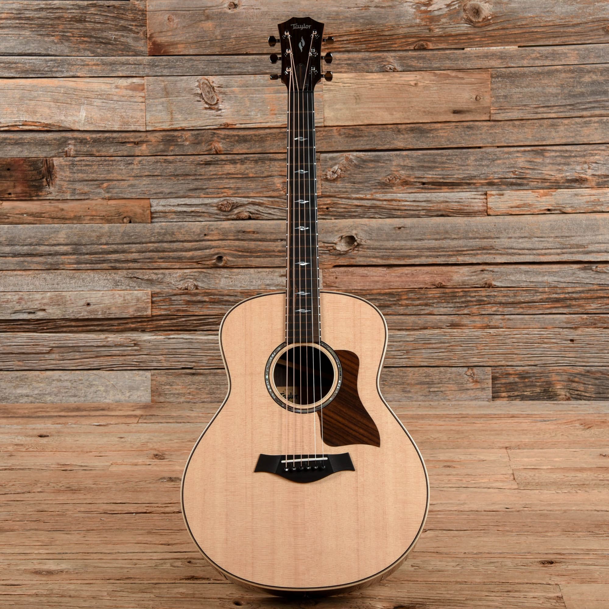 Taylor 811e Grand Theater Natural 2021 Acoustic Guitars / OM and Auditorium