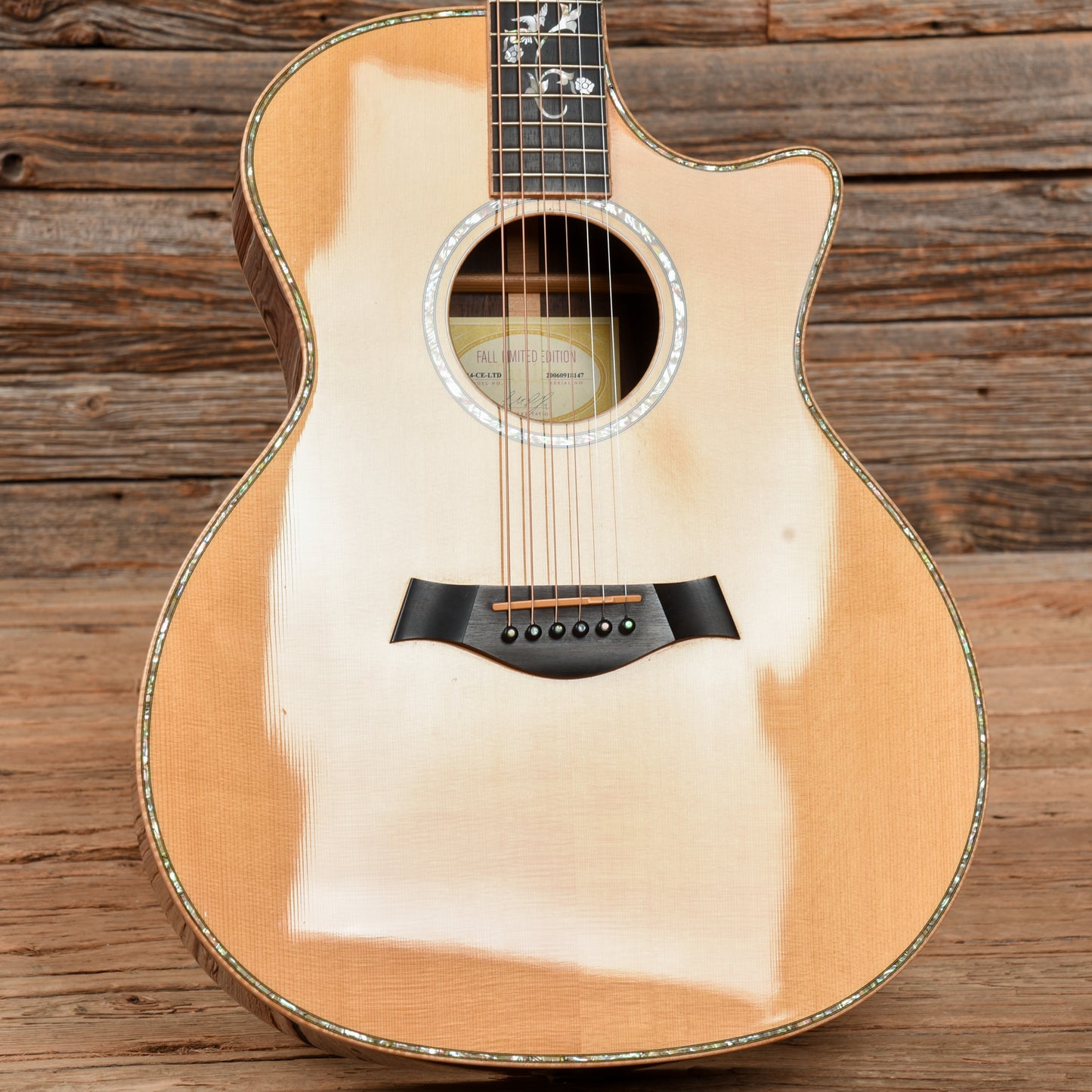 Taylor 914ce Fall Limited Cocobolo Natural 2006 Acoustic Guitars / OM and Auditorium