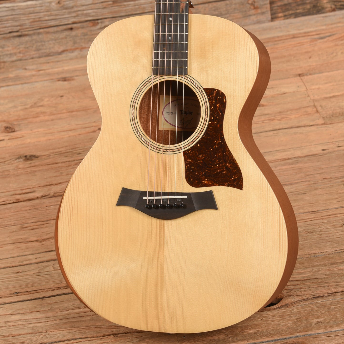 Taylor Academy 12e Grand Concert Sitka/Walnut Natural ES-B USED Acoustic Guitars / OM and Auditorium