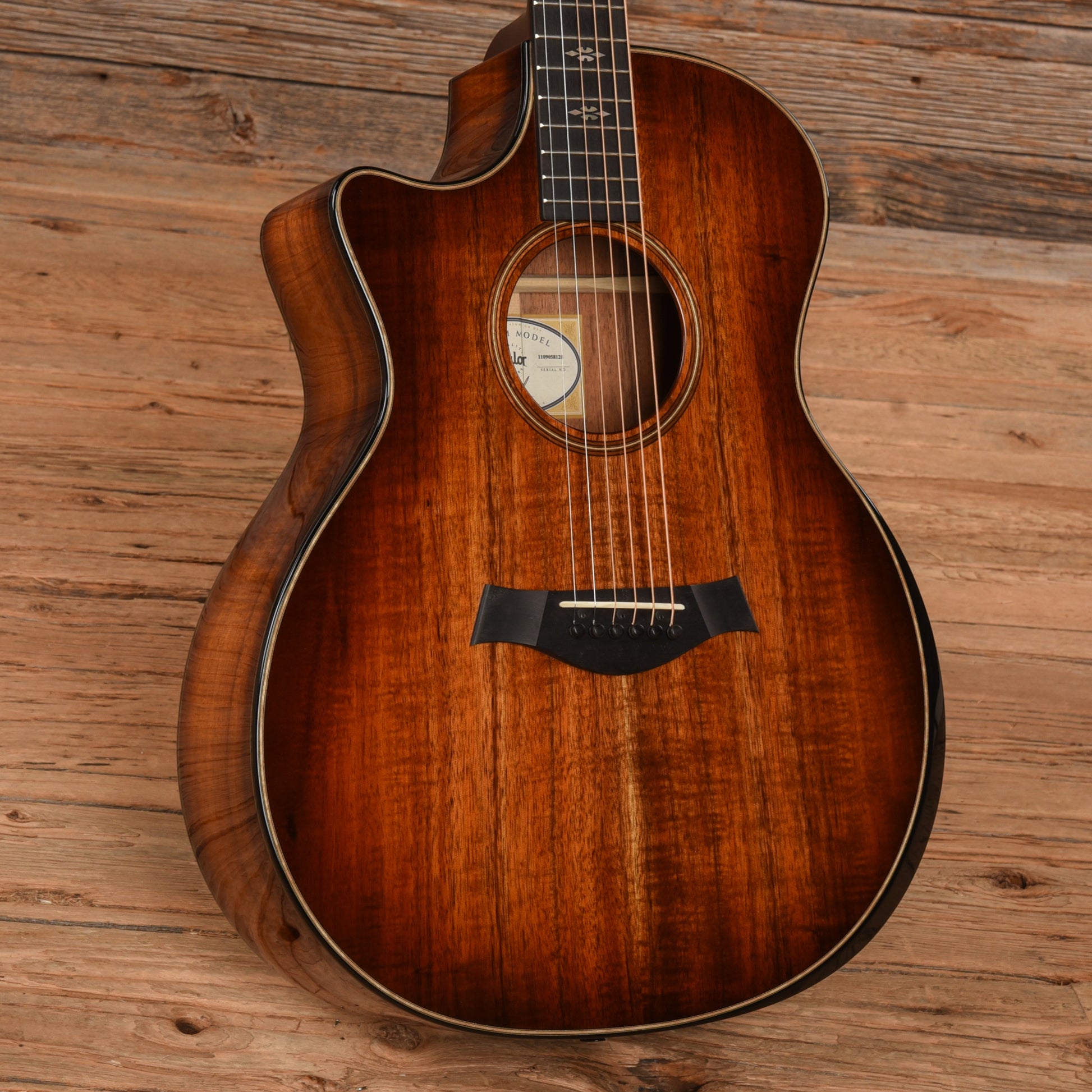 Taylor Custom GA Koa 2018 LEFTY Acoustic Guitars / OM and Auditorium