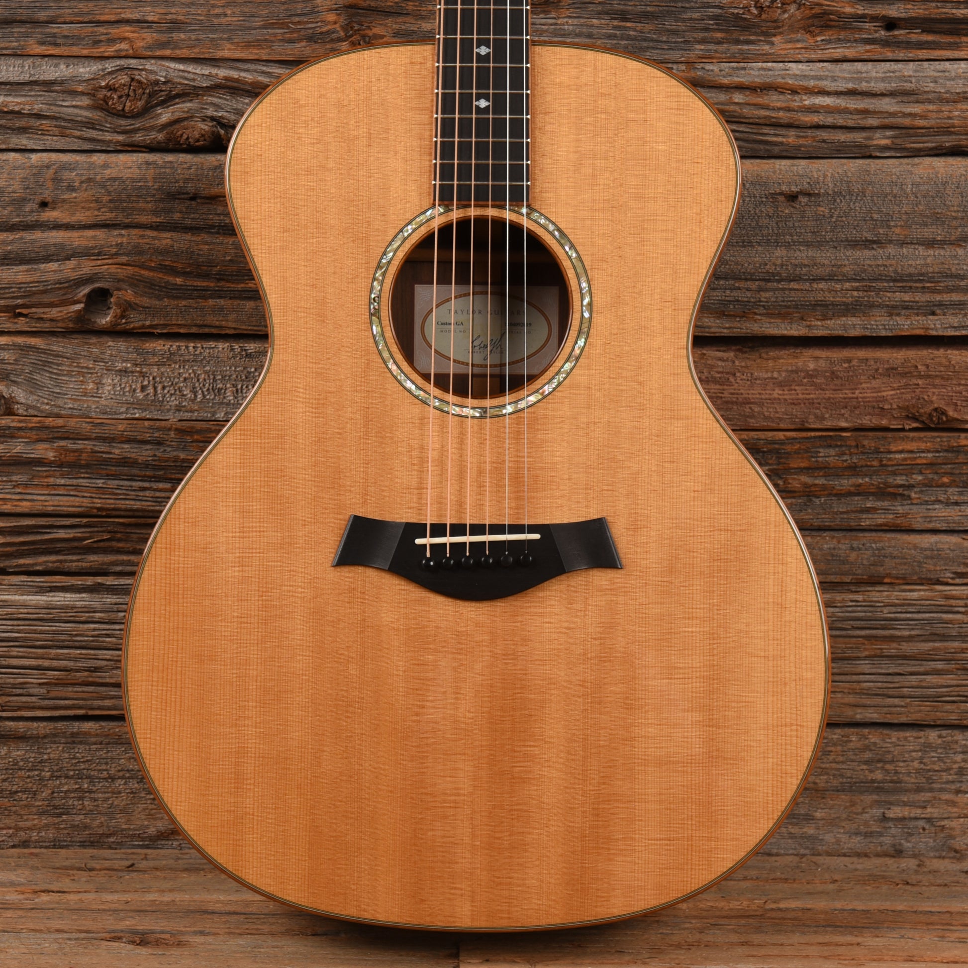 Taylor Custom GA Natural 2012 Acoustic Guitars / OM and Auditorium