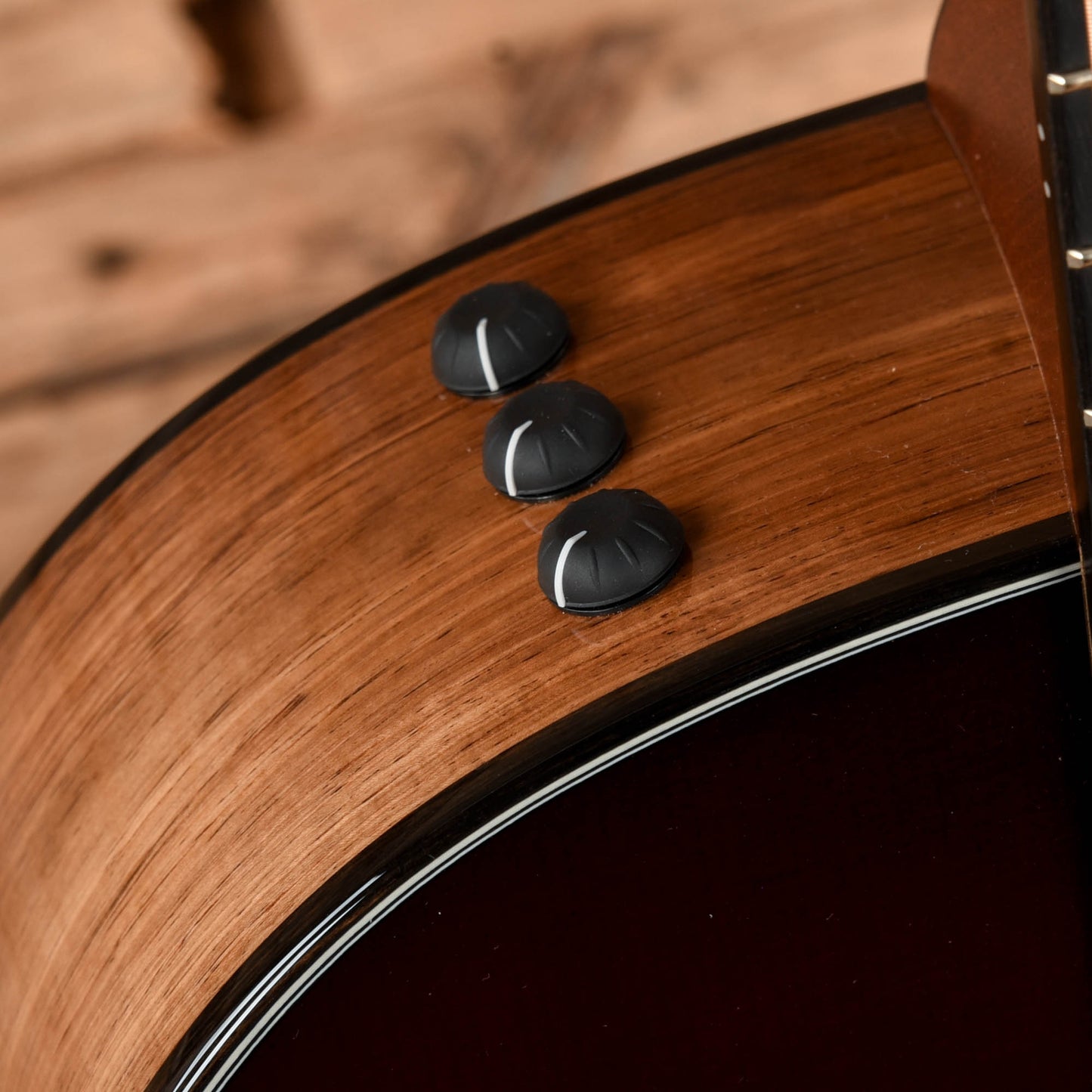 Taylor Custom Grand Auditorium Honduran Rosewood & Lutz Spruce w/Ebony Binding & Figured Mahogany Neck Tobacco Sunburst 2022 Acoustic Guitars / OM and Auditorium