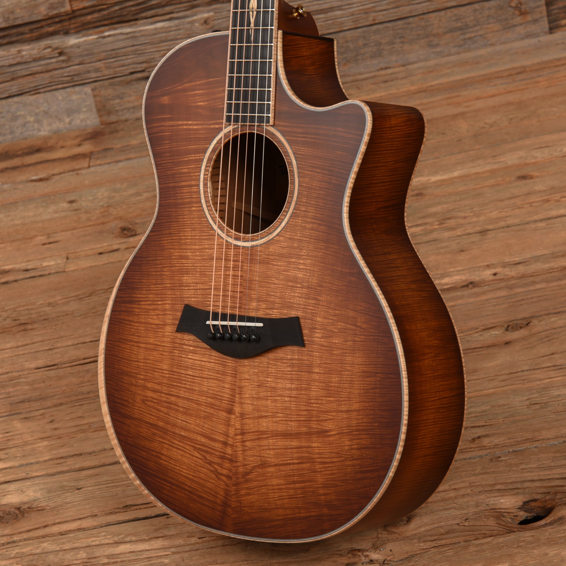 Taylor Custom Grand Auditorium Master Grade Koa w/Figured Maple Binding & Bouquet Inlay Satin Shaded Edgeburst 2022 Acoustic Guitars / OM and Auditorium